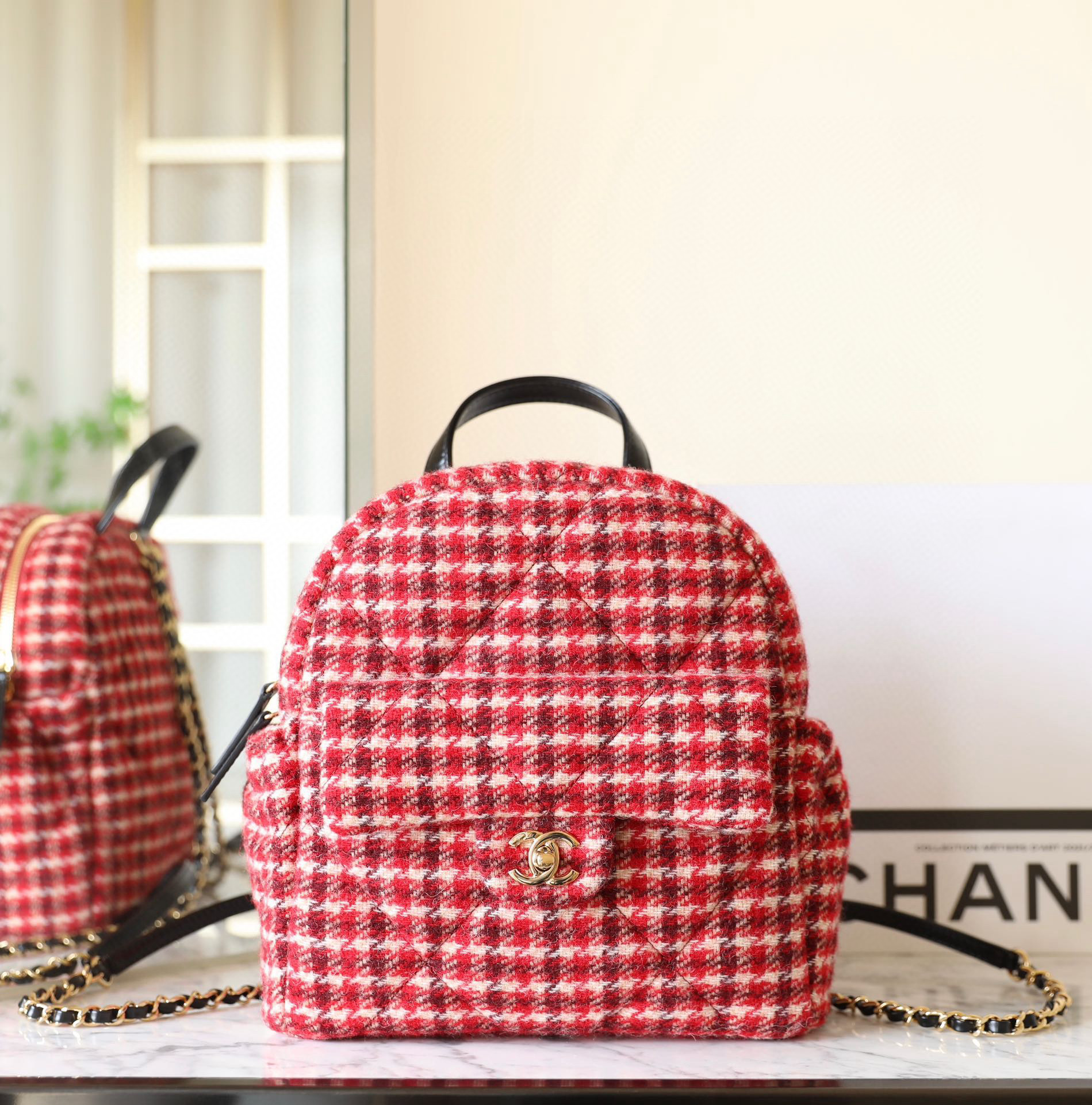 샤넬 Chanel 24N Backpack C-831 Red 26cm