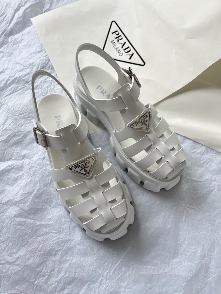 프라다 Prada 샌들