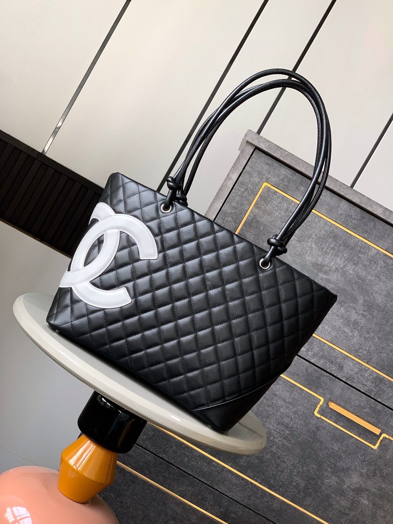 샤넬 Chanel Shopping Bag Black&White 30cm