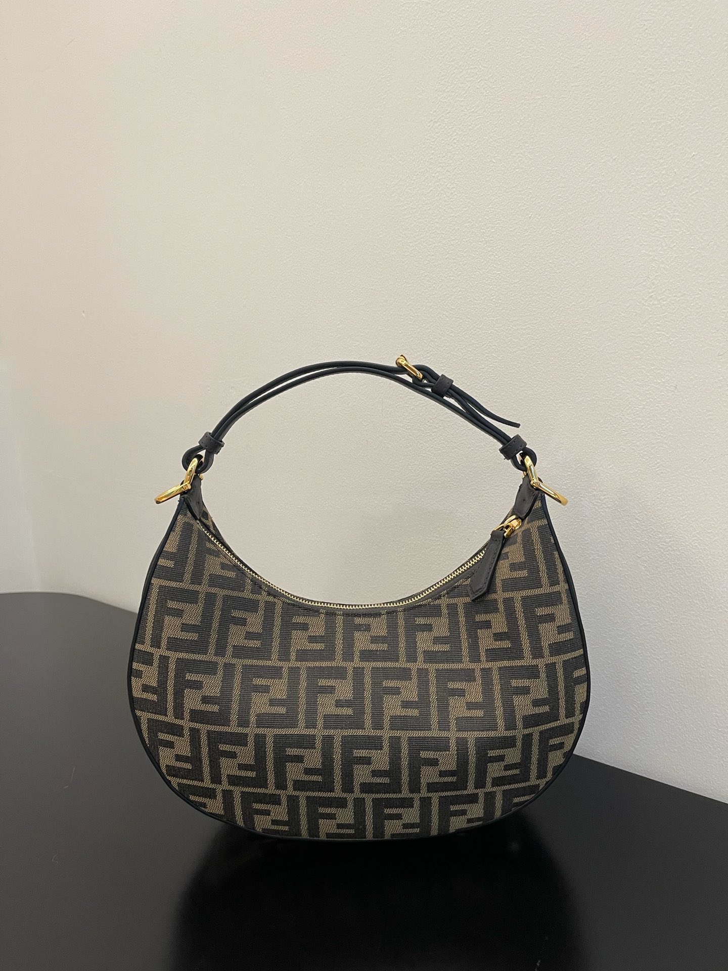 펜디 FENDI 8BR798 graphy Small Bag FF Jacquard Fabric Brown 29CM