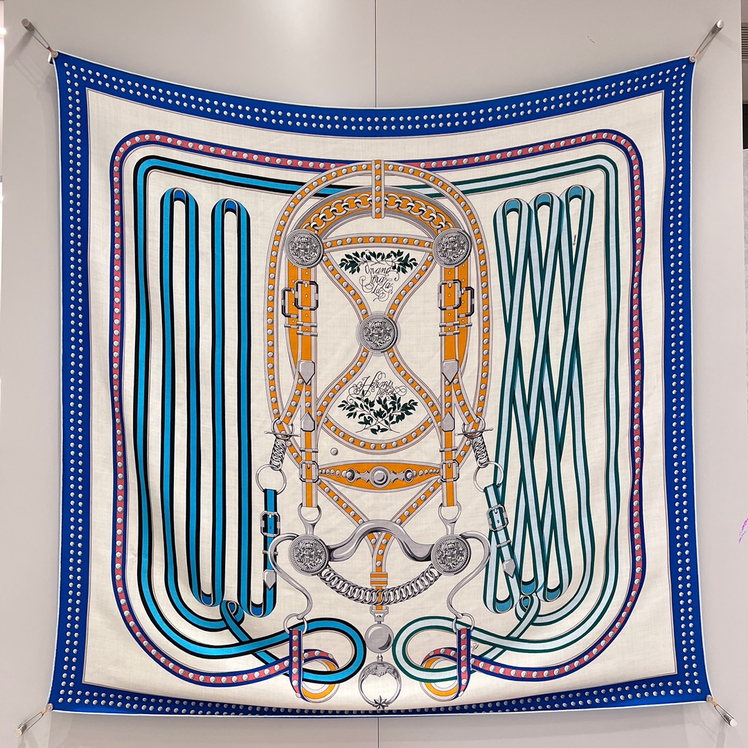 에르메스 Hermes 숄 136×137CM