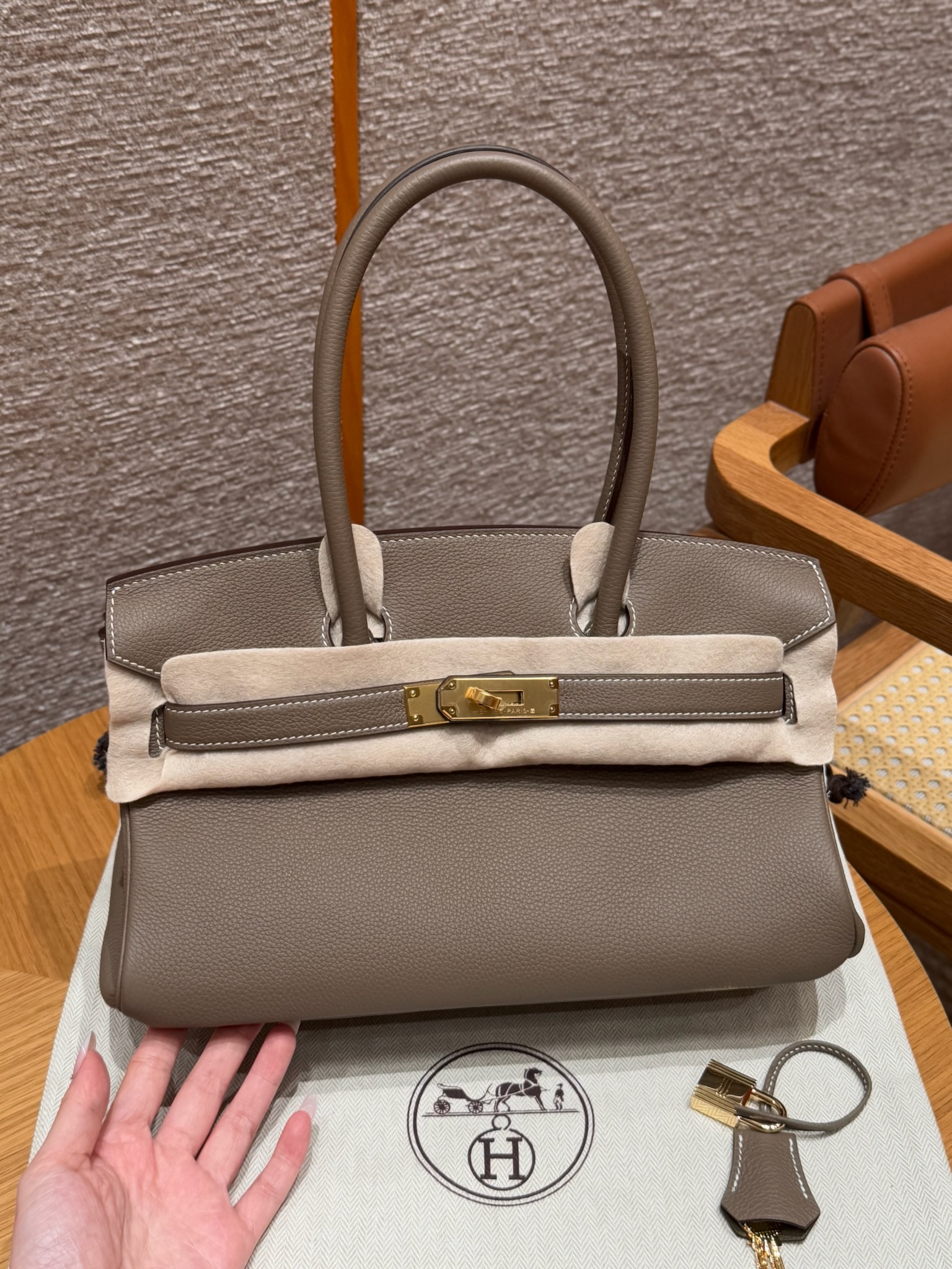 에르메스 Hermes Shoulder Birkin 29cm Evercolor 18 Etoupe/gold