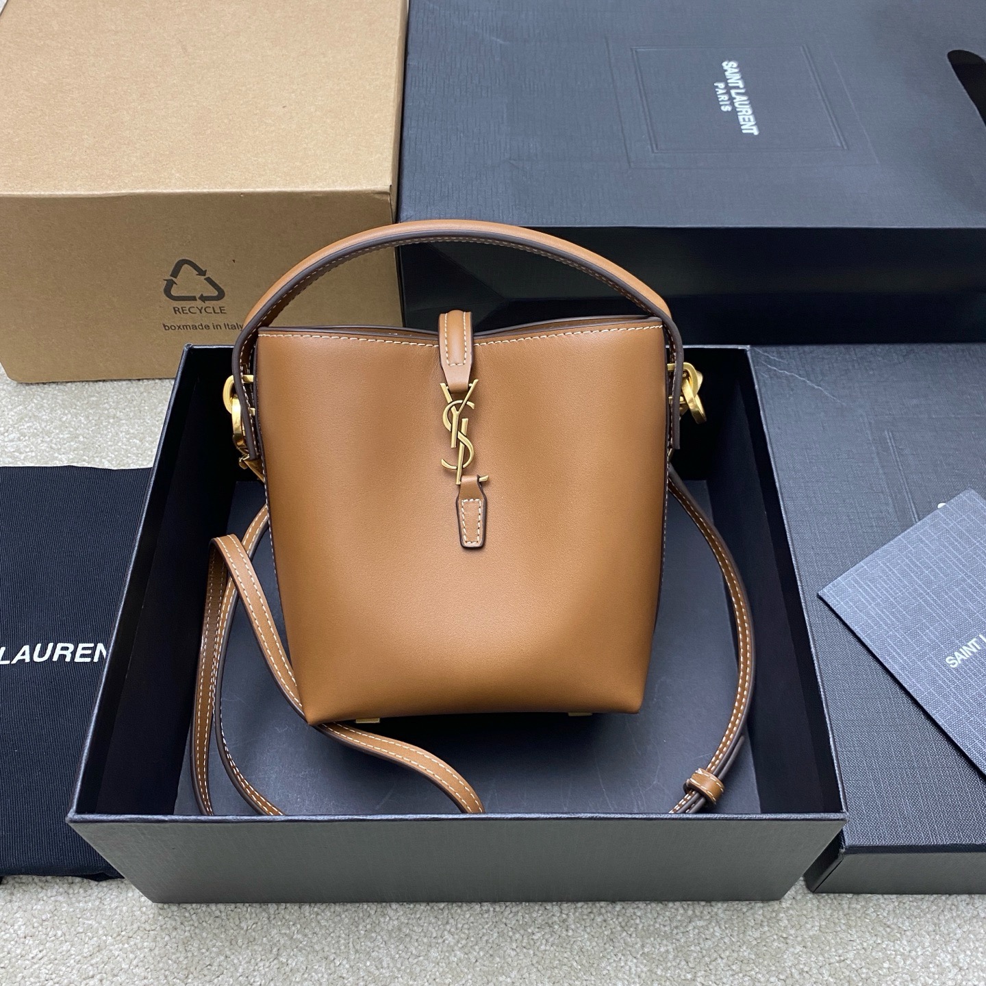 생로랑 Saint laurent/YSL 765870 Le 37 Mini In Shiny Leather