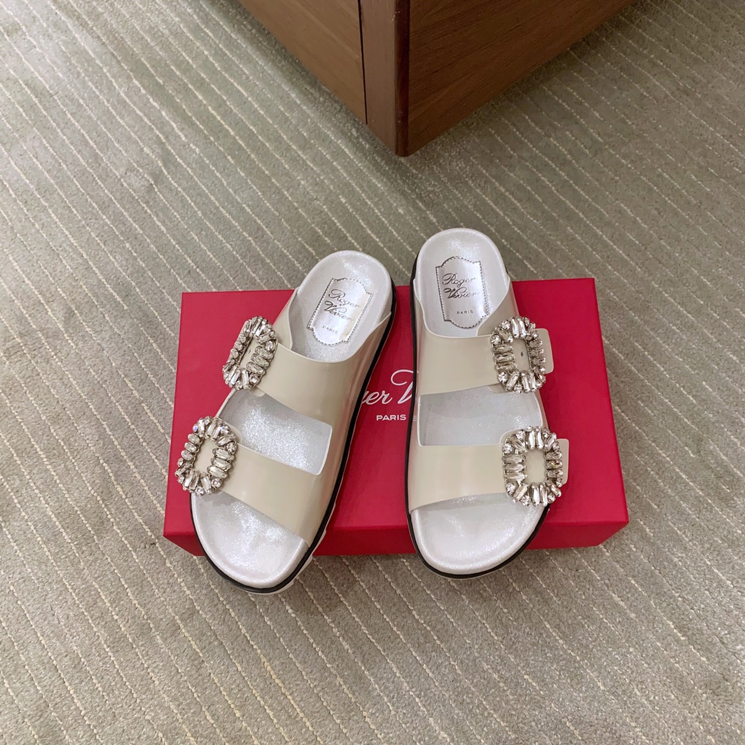 로저비비에 Roger Vivier 슬리퍼