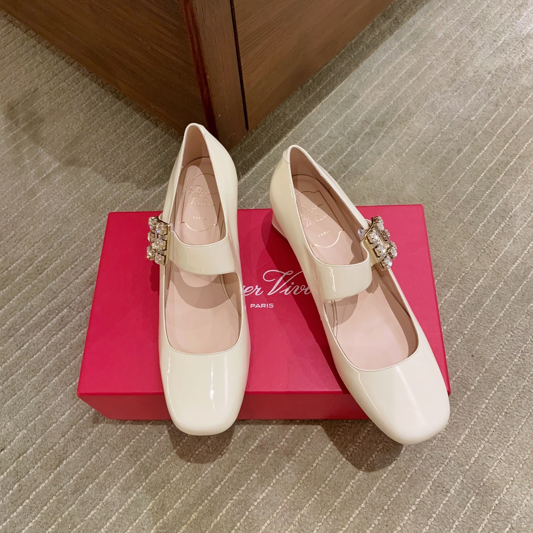 로저비비에 Roger Vivier 메리 제인