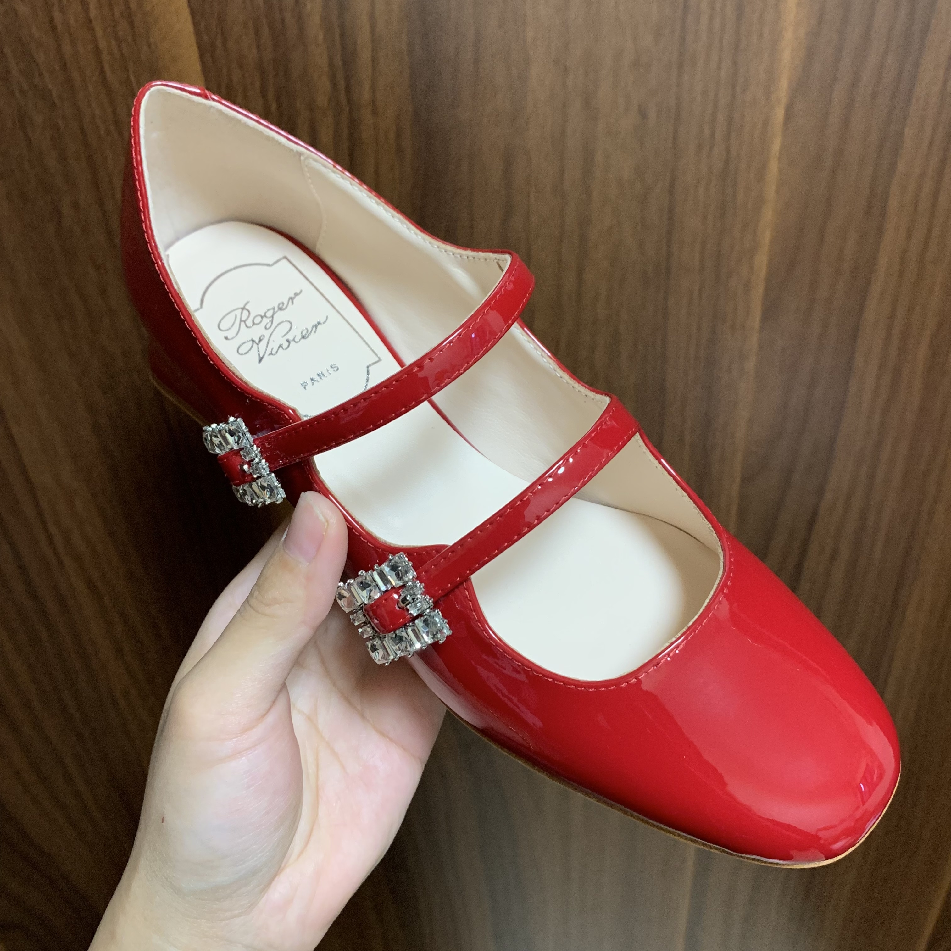 로저비비에 Roger Vivier 메리 제인