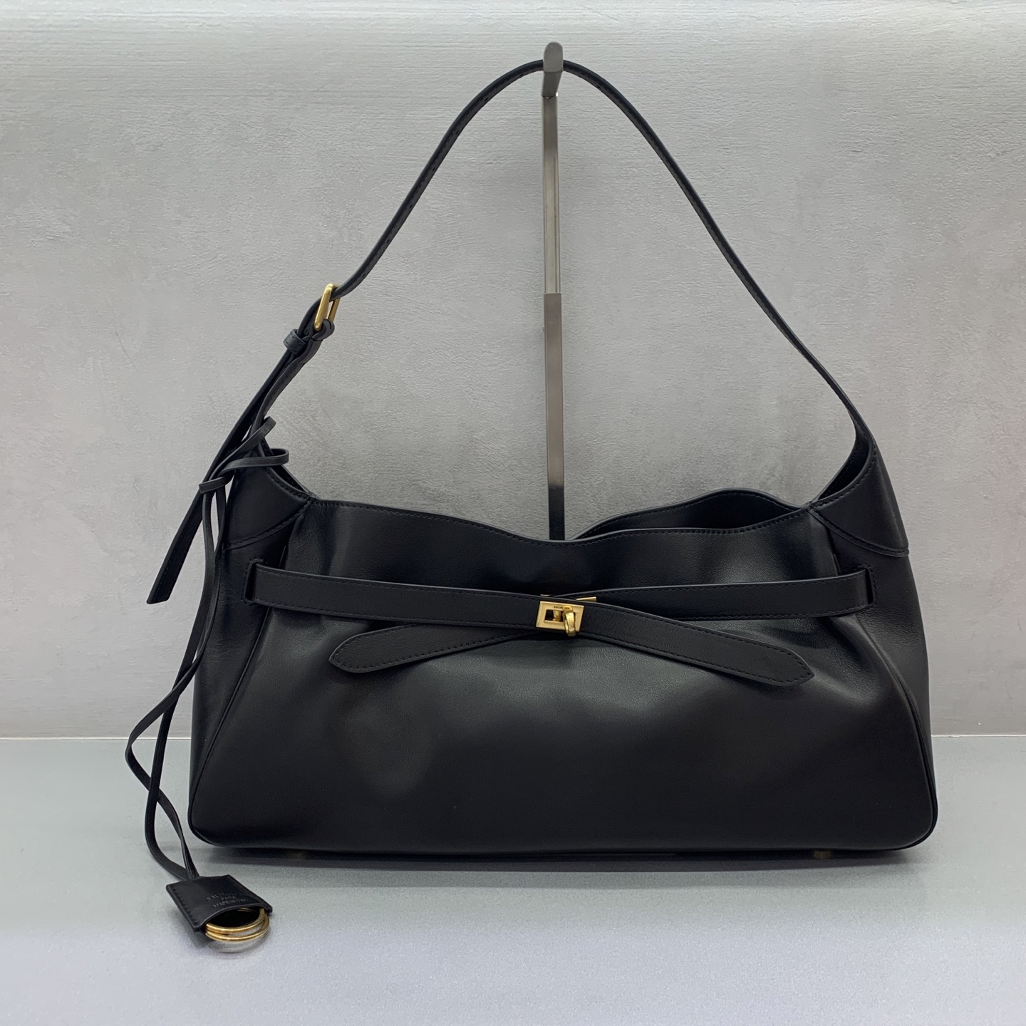 발렌시아가 Balenciaga 8057602 Bel Air Medium Shoulder Bag Black