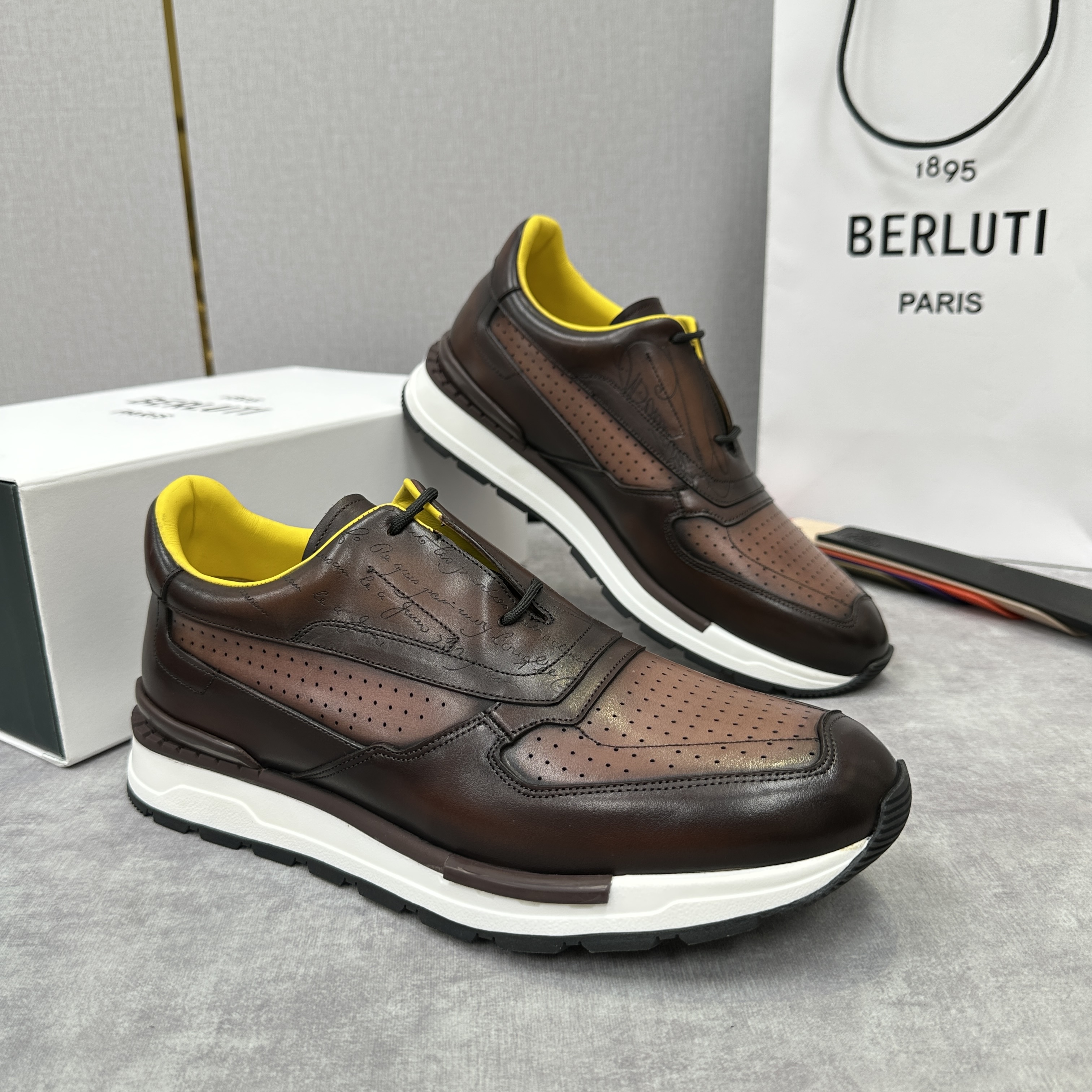 벨루티 Berluti Fast Track 스니커즈