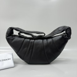 르메르 Lemaire Medium  Croissant Bag Dark Chocolate