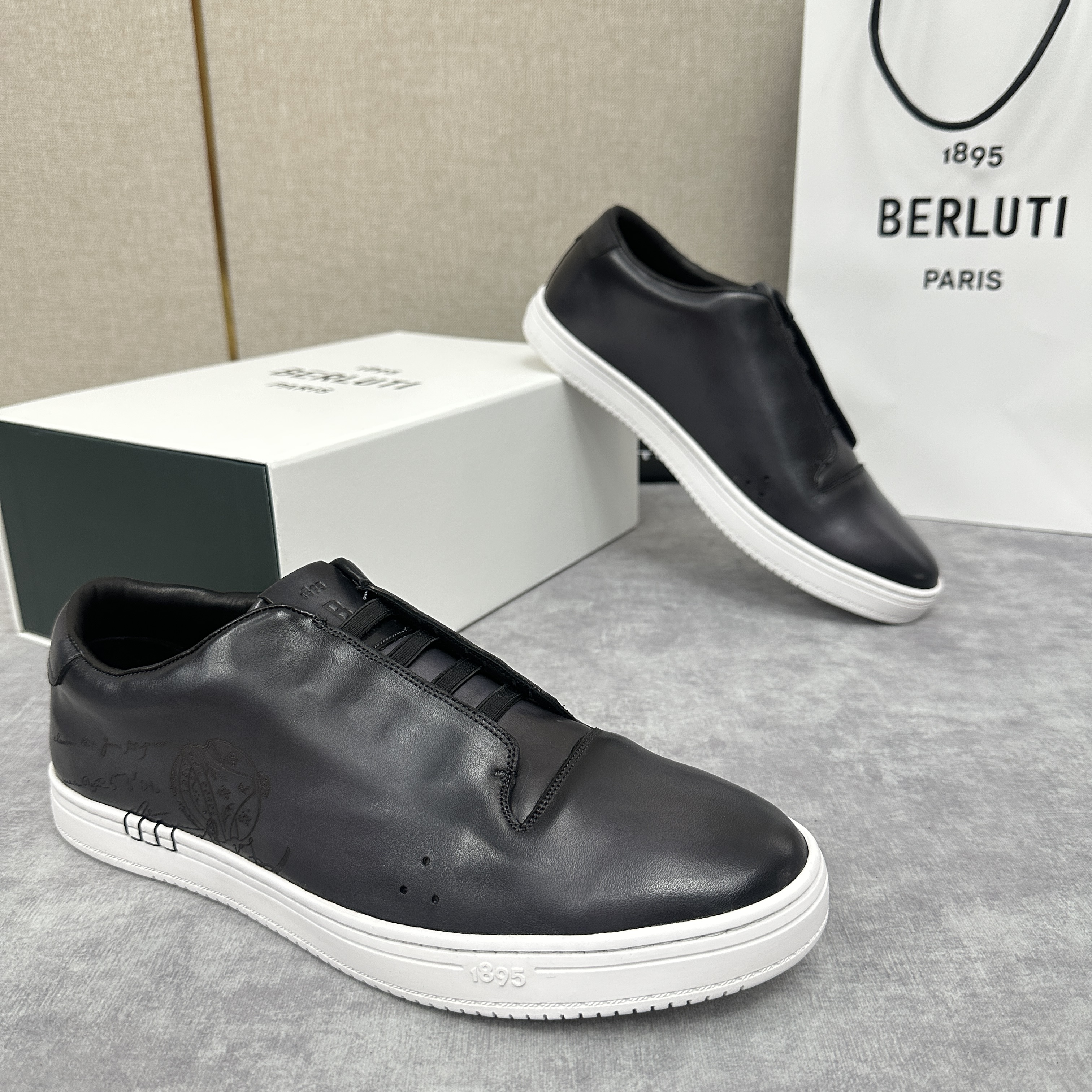 벨루티 Berluti Playtime Scritto Venezia 스니커즈