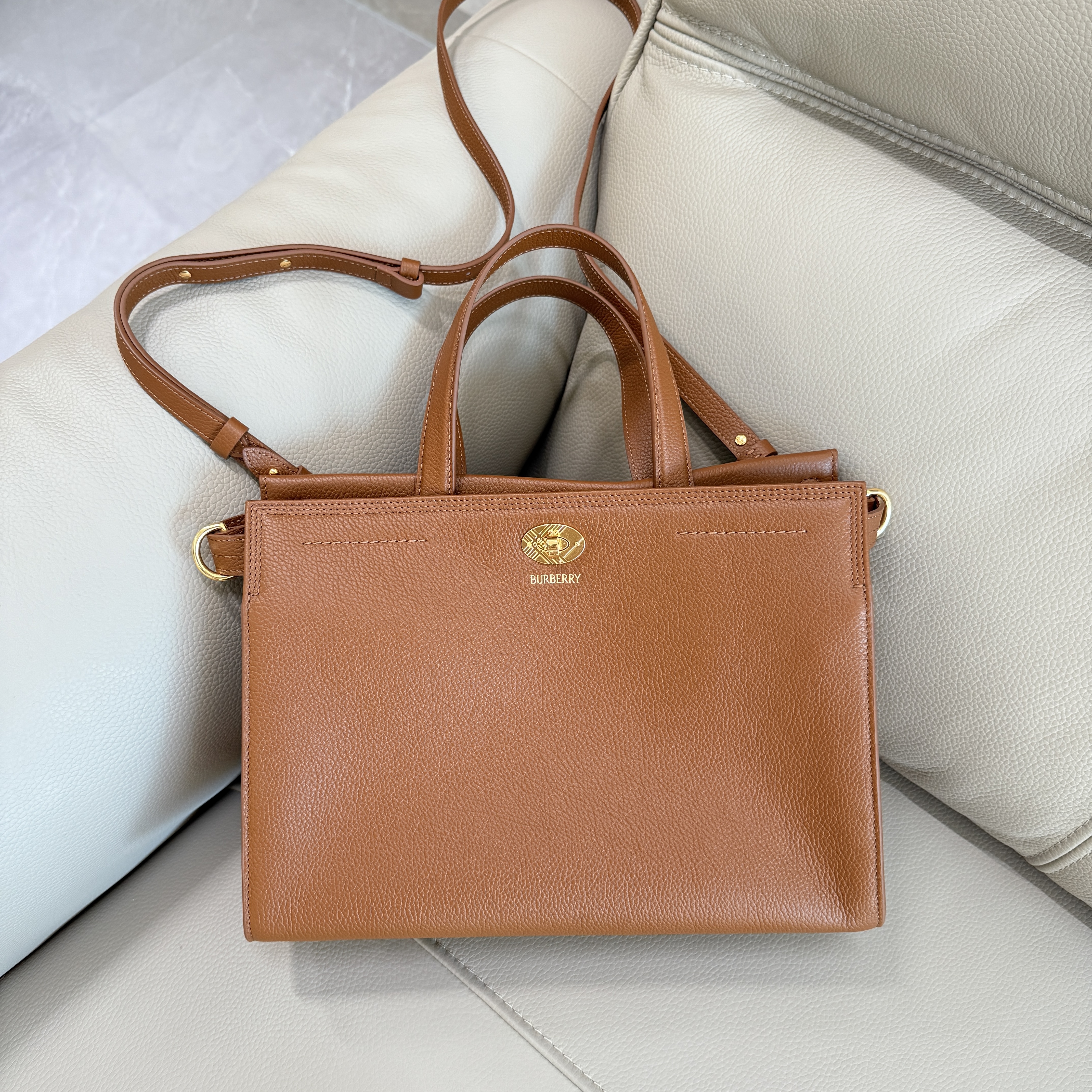 버버리 Burberry Small Cotswolds Tote 30cm