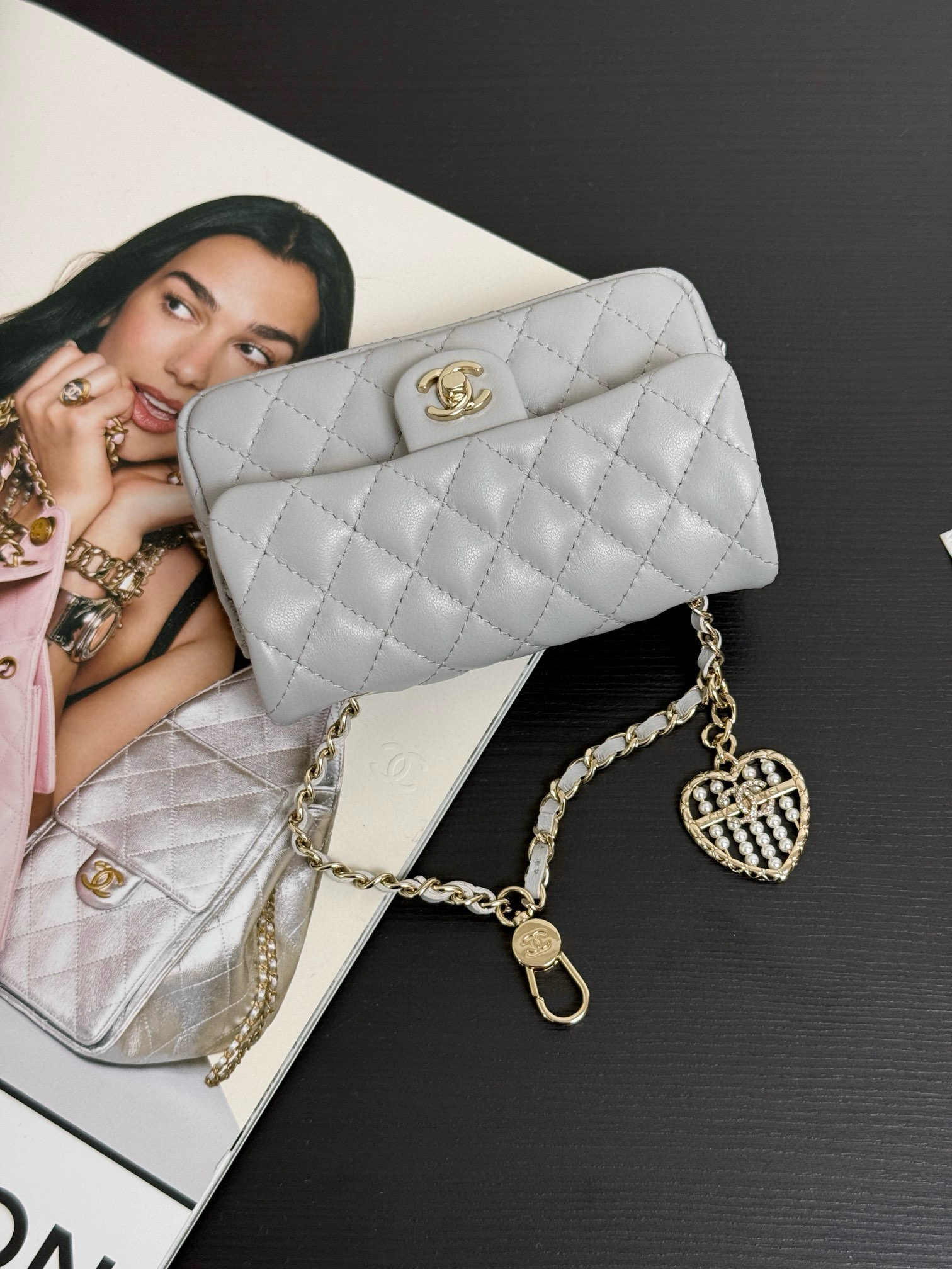 샤넬 Chanel 25a Mini Flap Bag 99482 grey