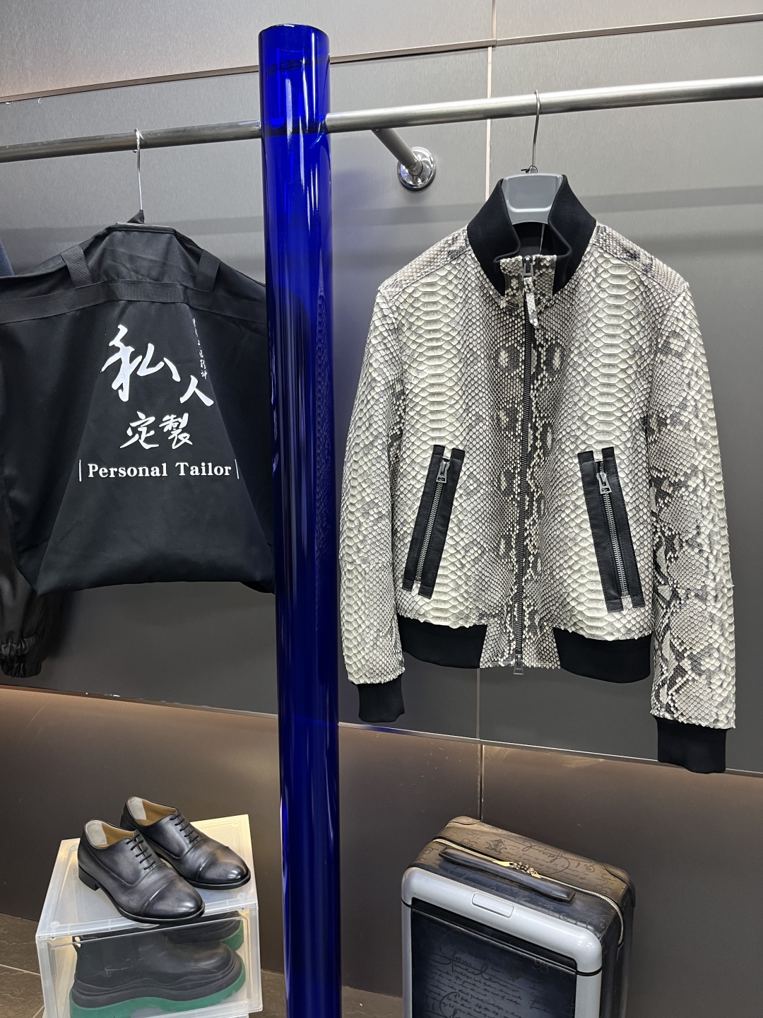 톰 포드 Tom Ford 레더 재킷