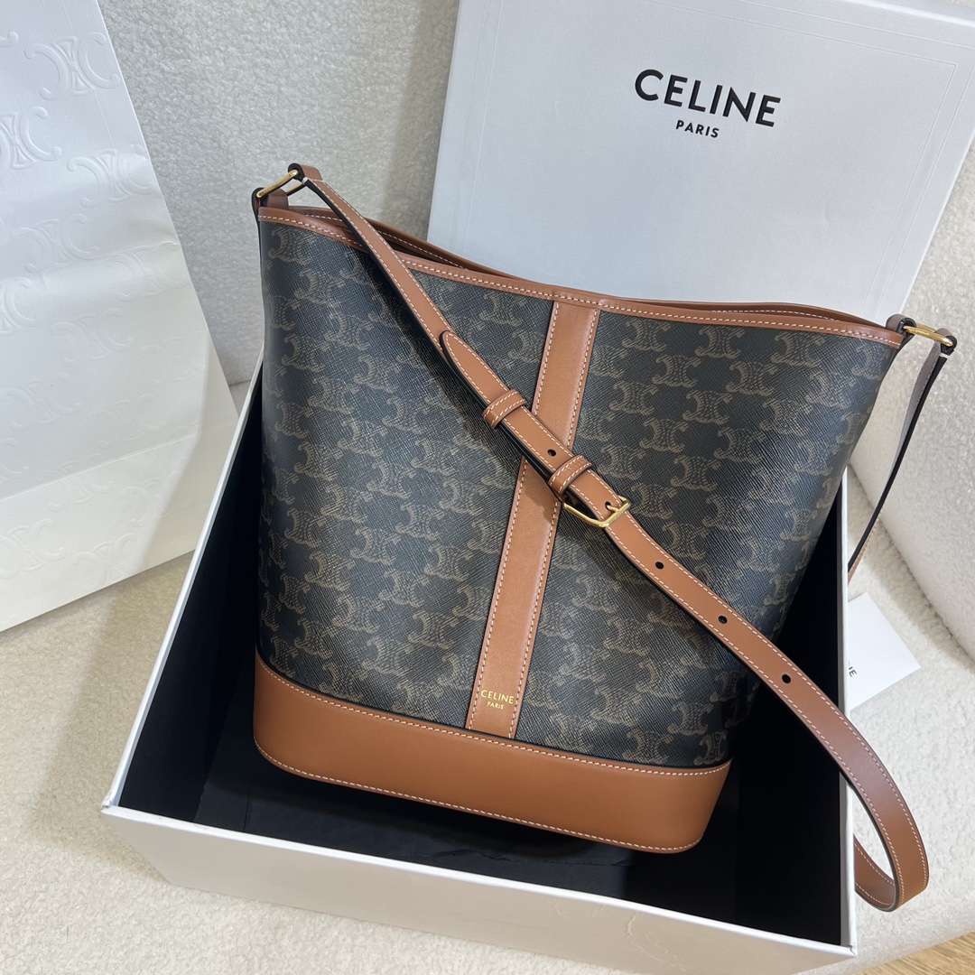 셀린느 Celine 191132 Triomphe Canvas 트리옹프 캔버스 & 카프스킨 미디움 버킷백 탄 27cm