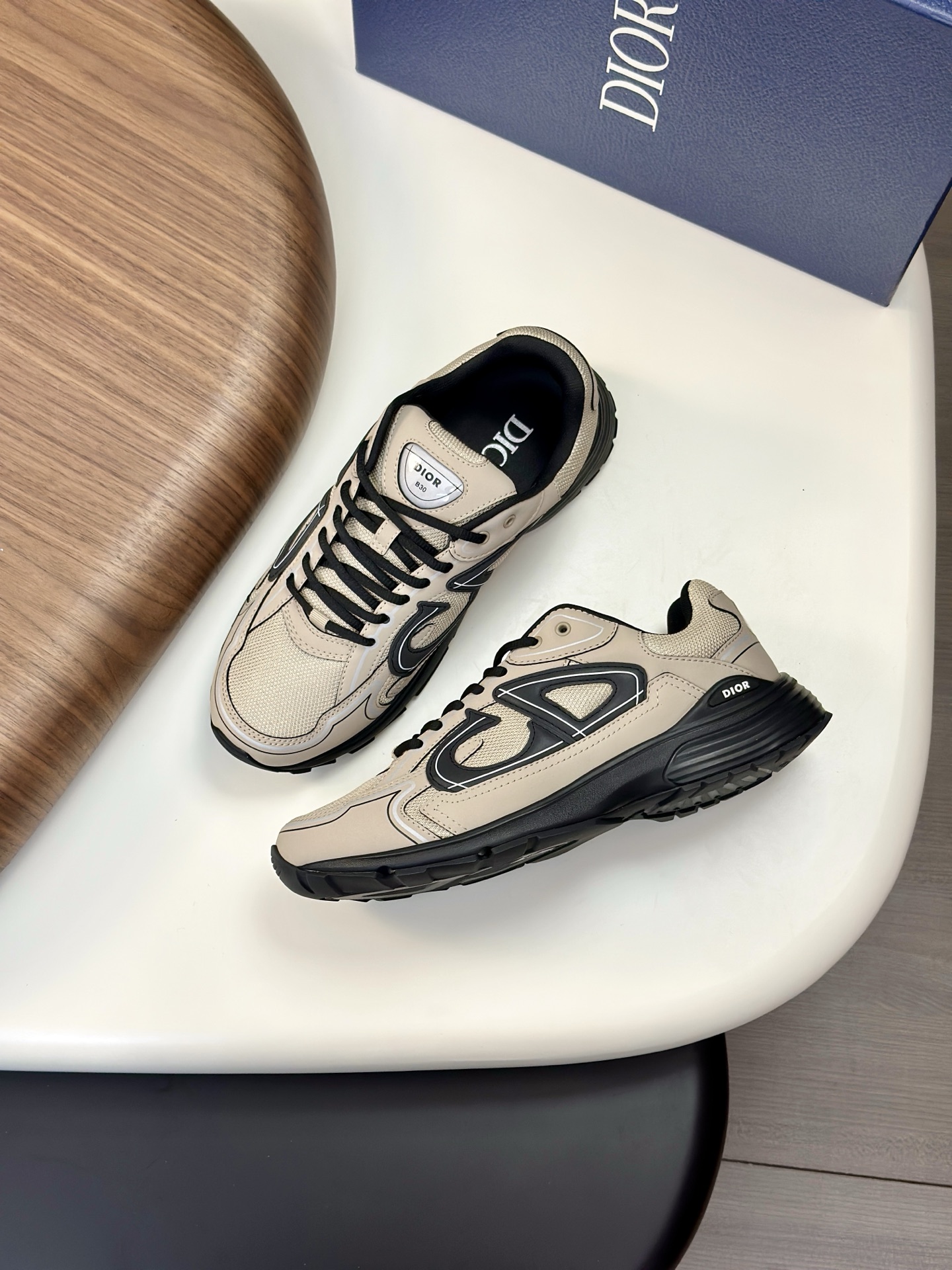 디올 Dior 스니커즈