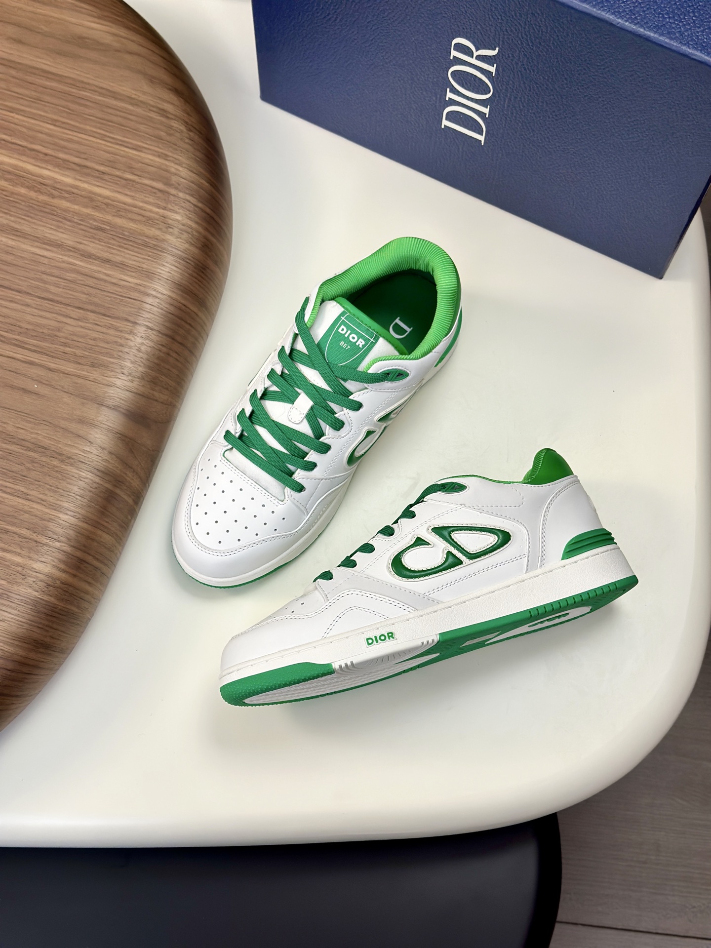 디올 Dior 스니커즈