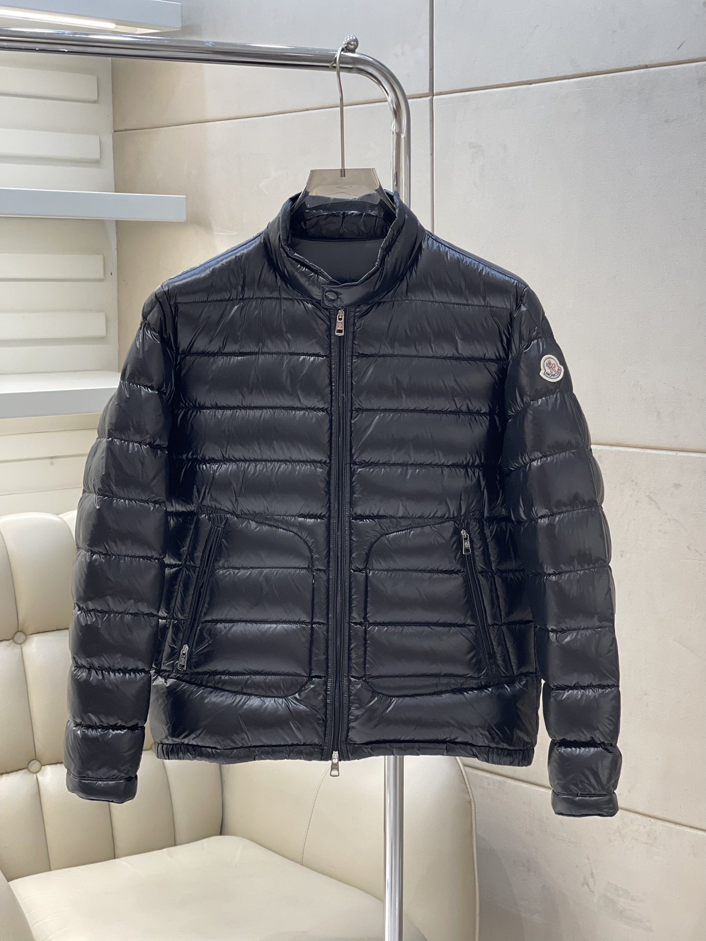 몽클레어 Moncler Acorus 다운재킷