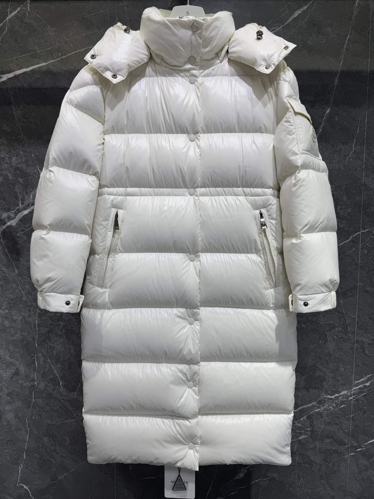몽클레어 Moncler Cavettaz 롱 다운재킷。