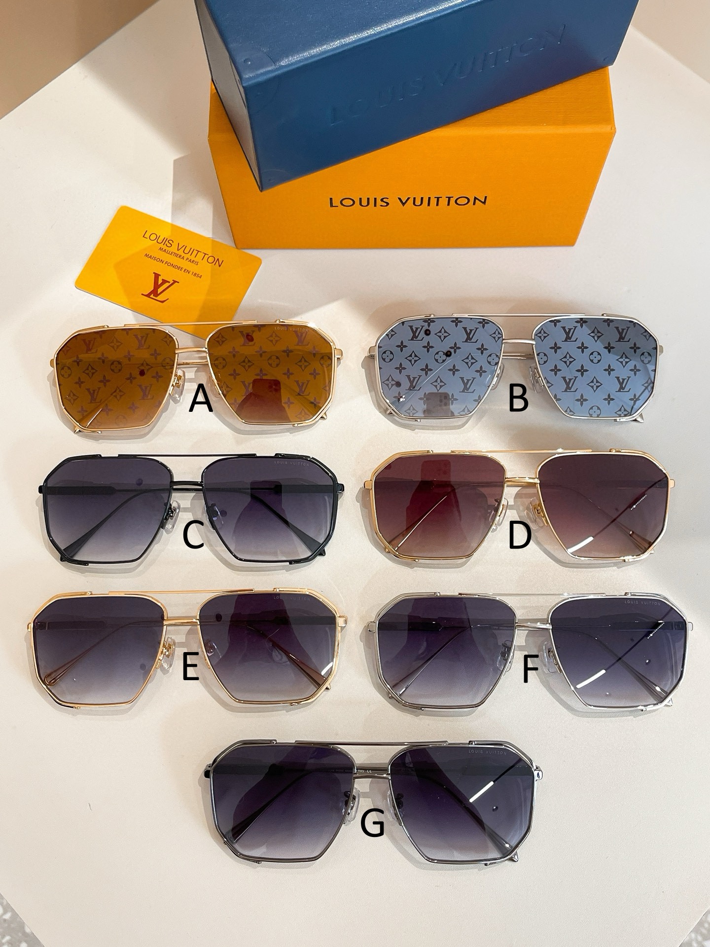 루이비통 Louis Vuitton Z1316 61口14-145