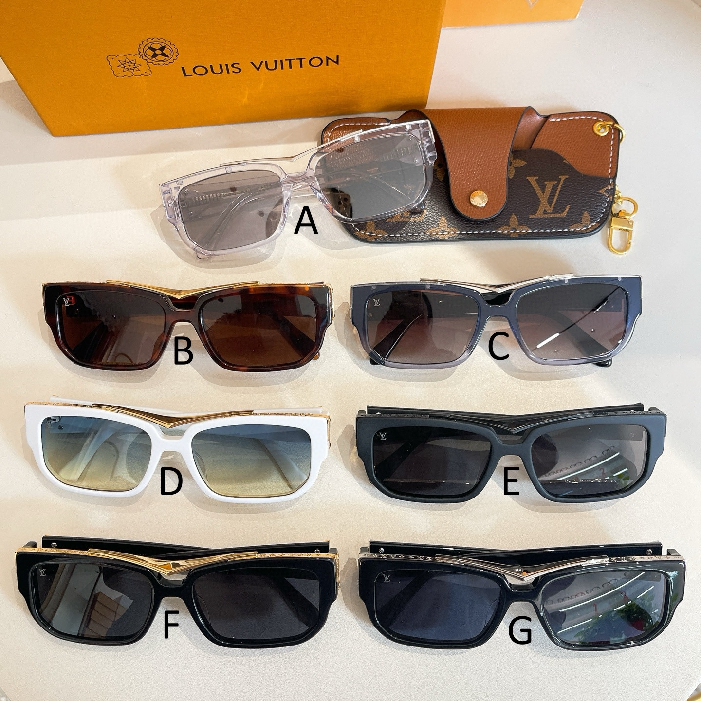 루이비통 Louis Vuitton Z2049U 57口18-145