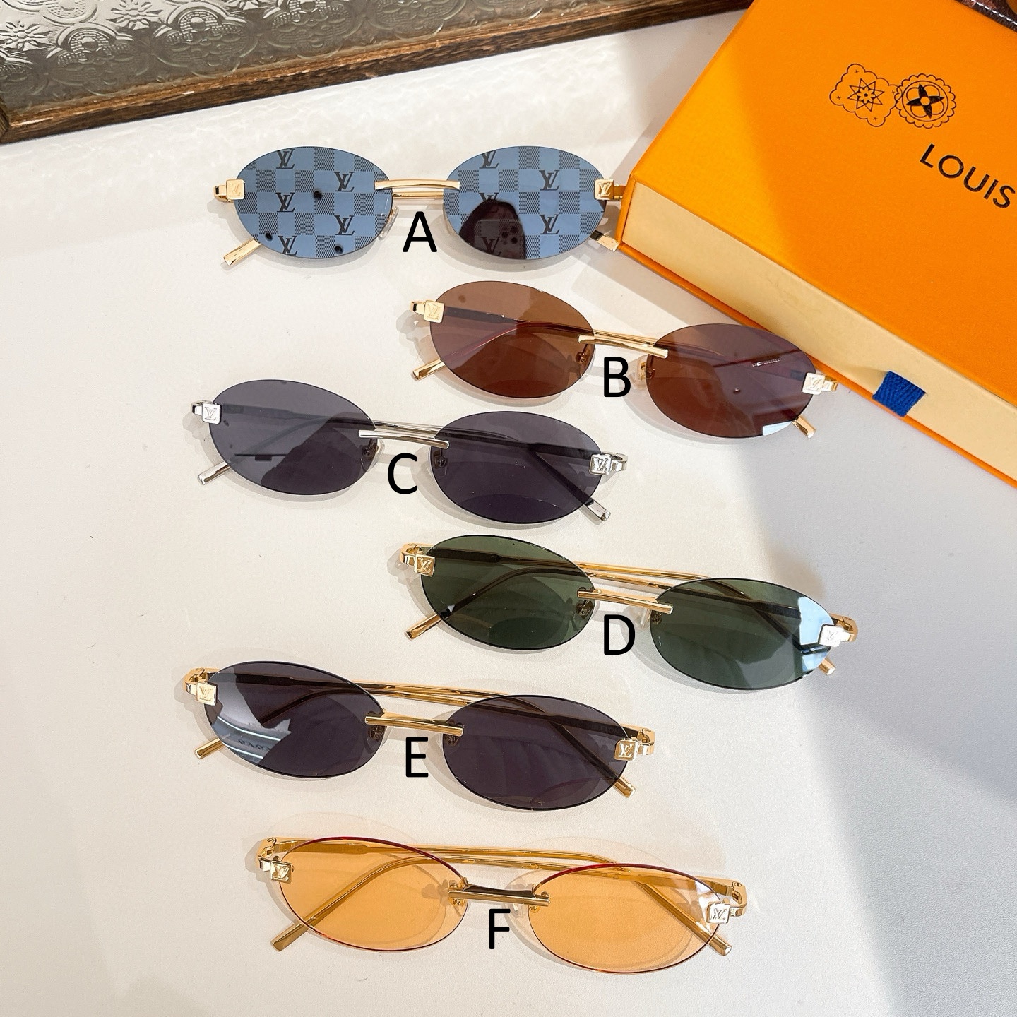 루이비통 Louis Vuitton Z2193U 55口17-145