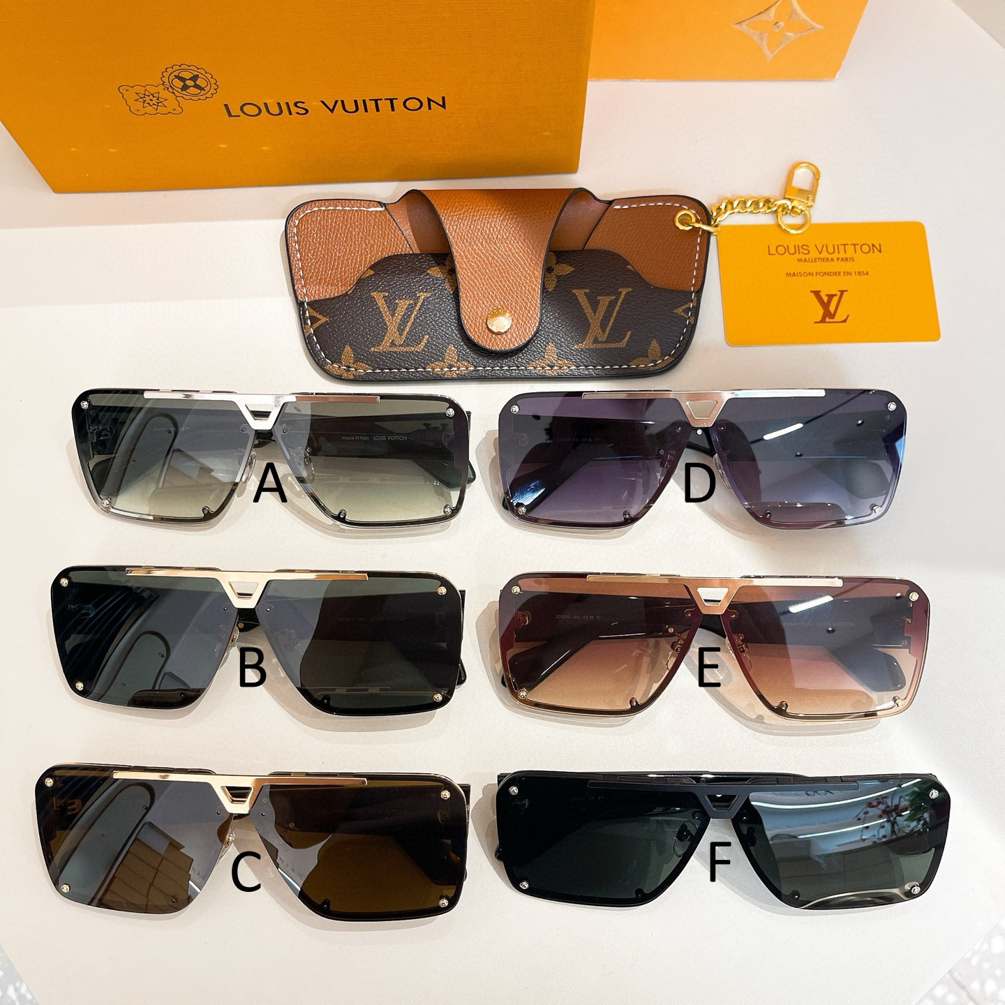 루이비통 Louis Vuitton Z2622U 53口22-145