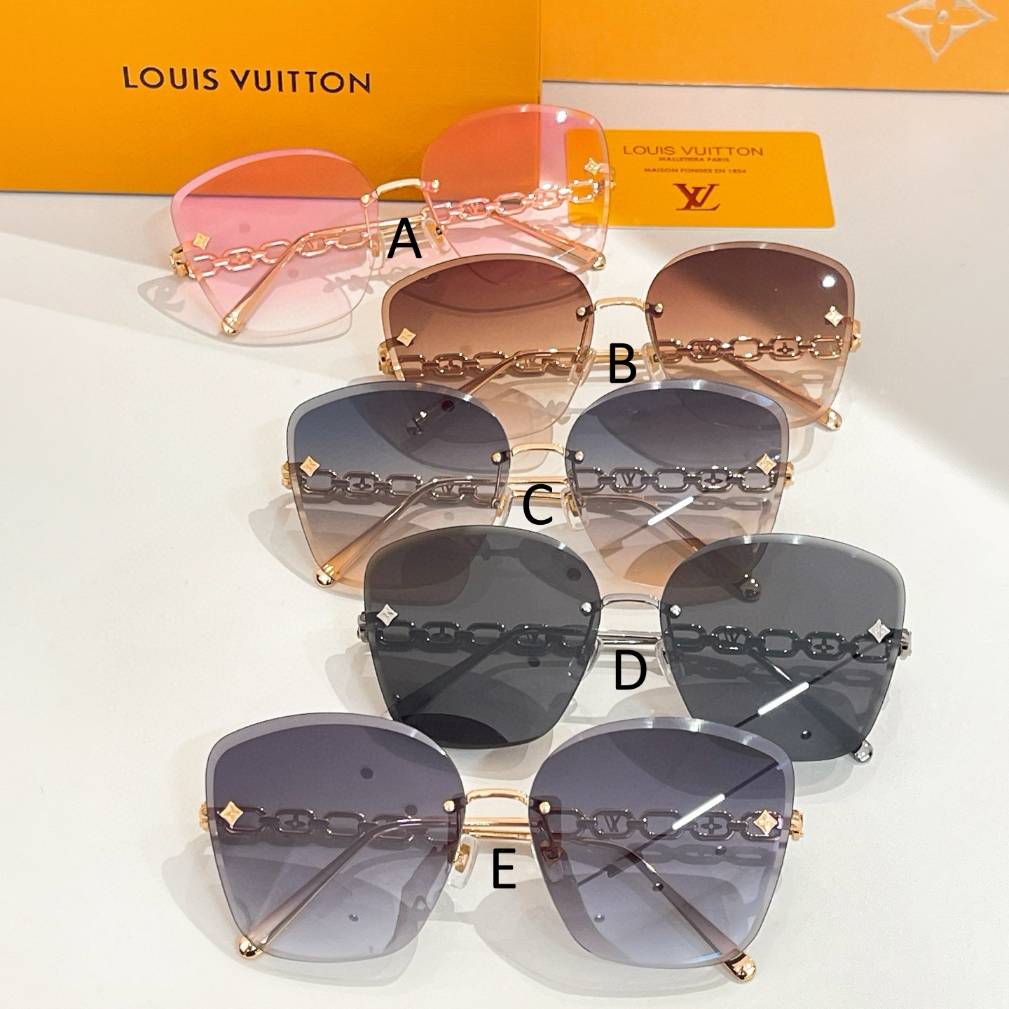루이비통 Louis Vuitton Z2665U 61口14-140