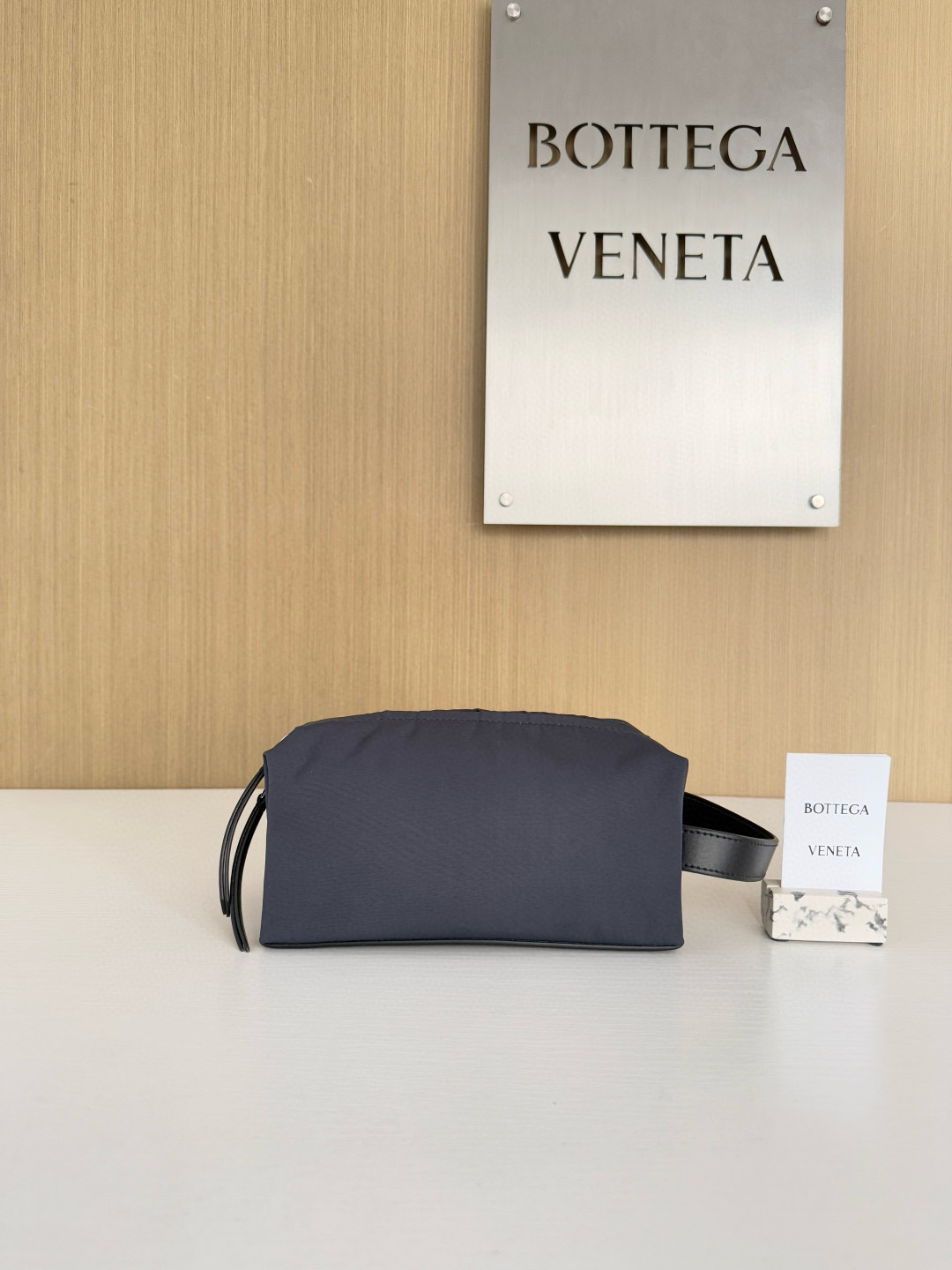 보테가베네타 Bottega Veneta 806369 Tokyo 클러치 20CM