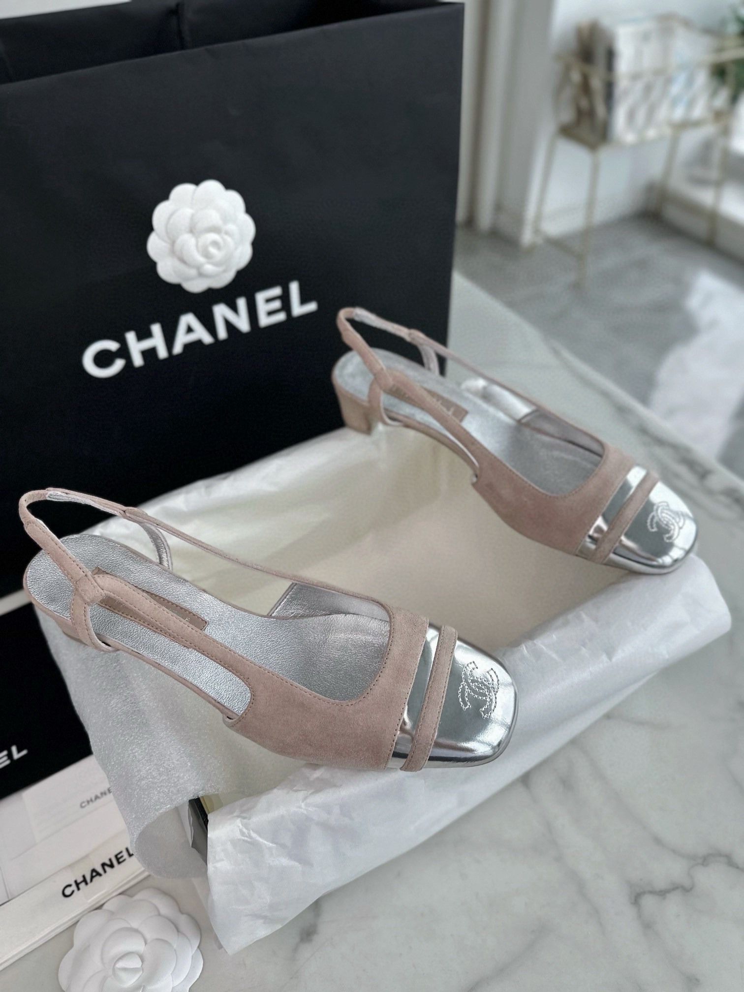 샤넬 CHANEL 24c 슬링백