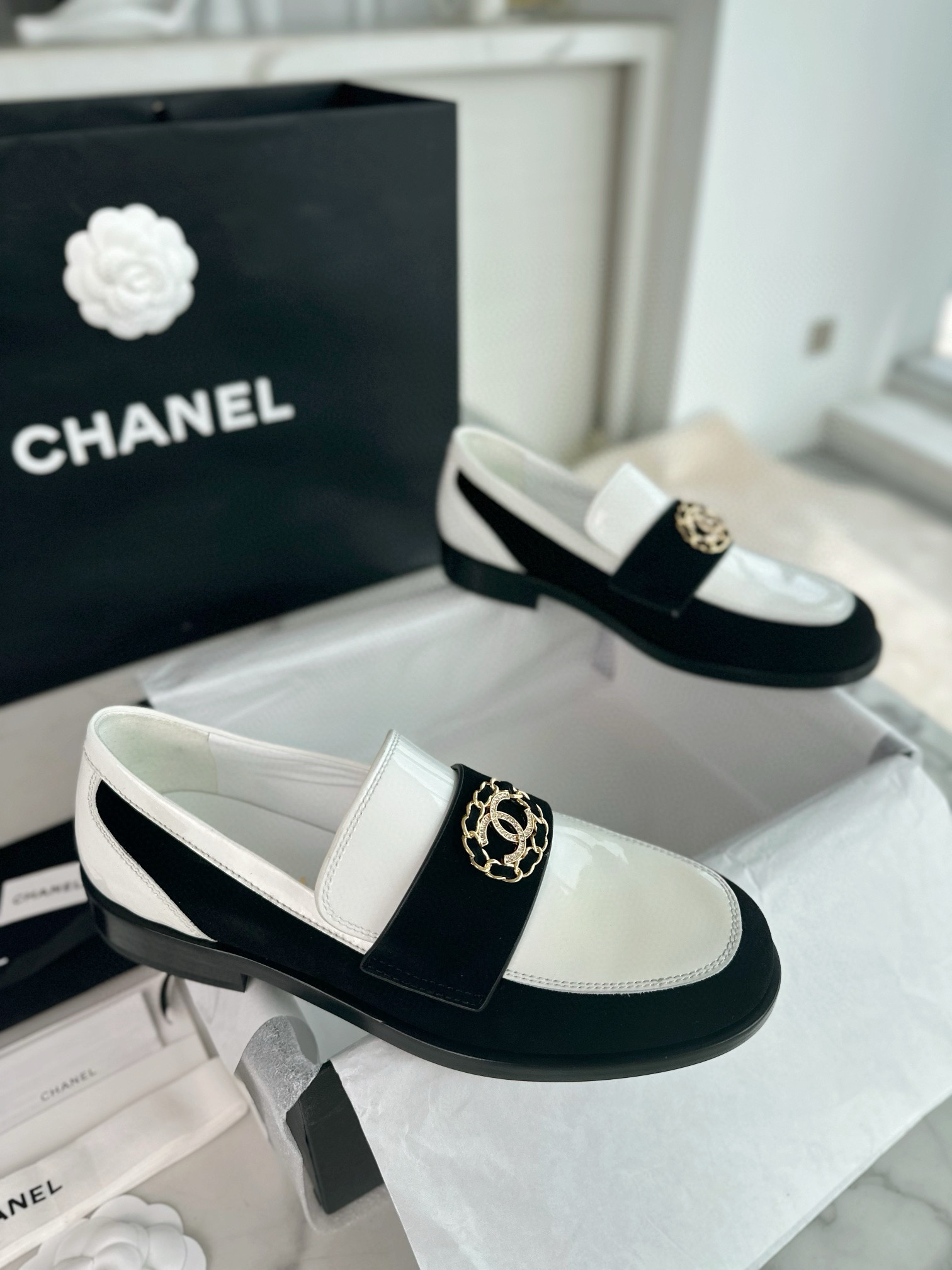 샤넬 CHANEL 22K G39606 로퍼 White