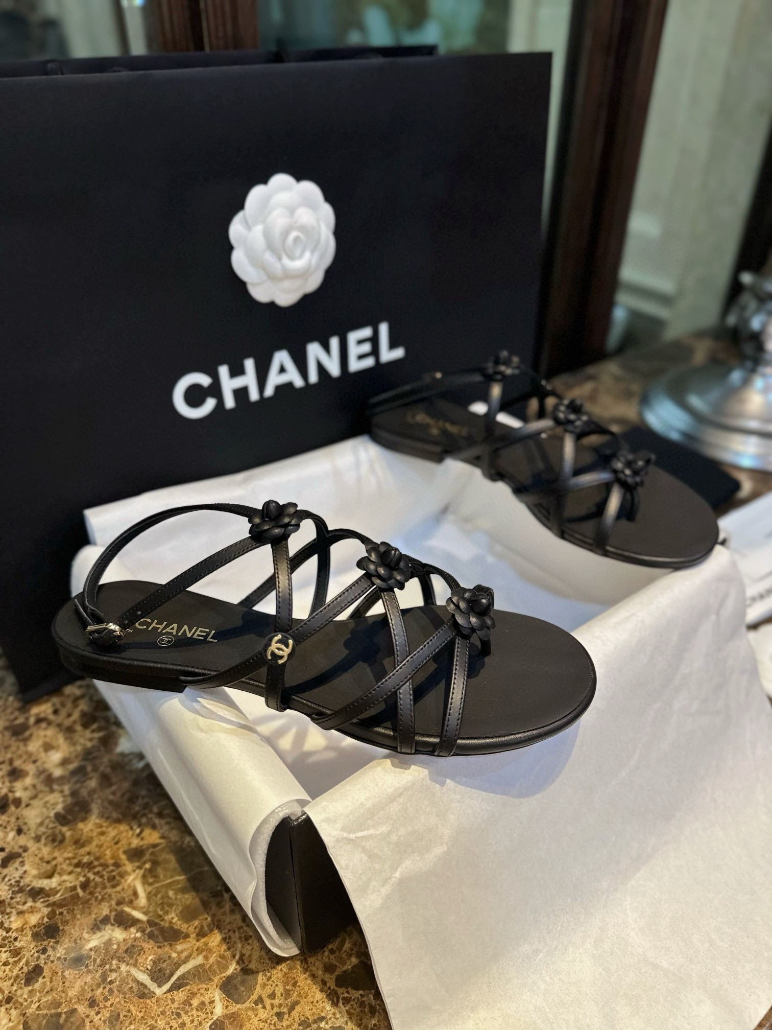 샤넬 CHANEL 23C 샌들 Black