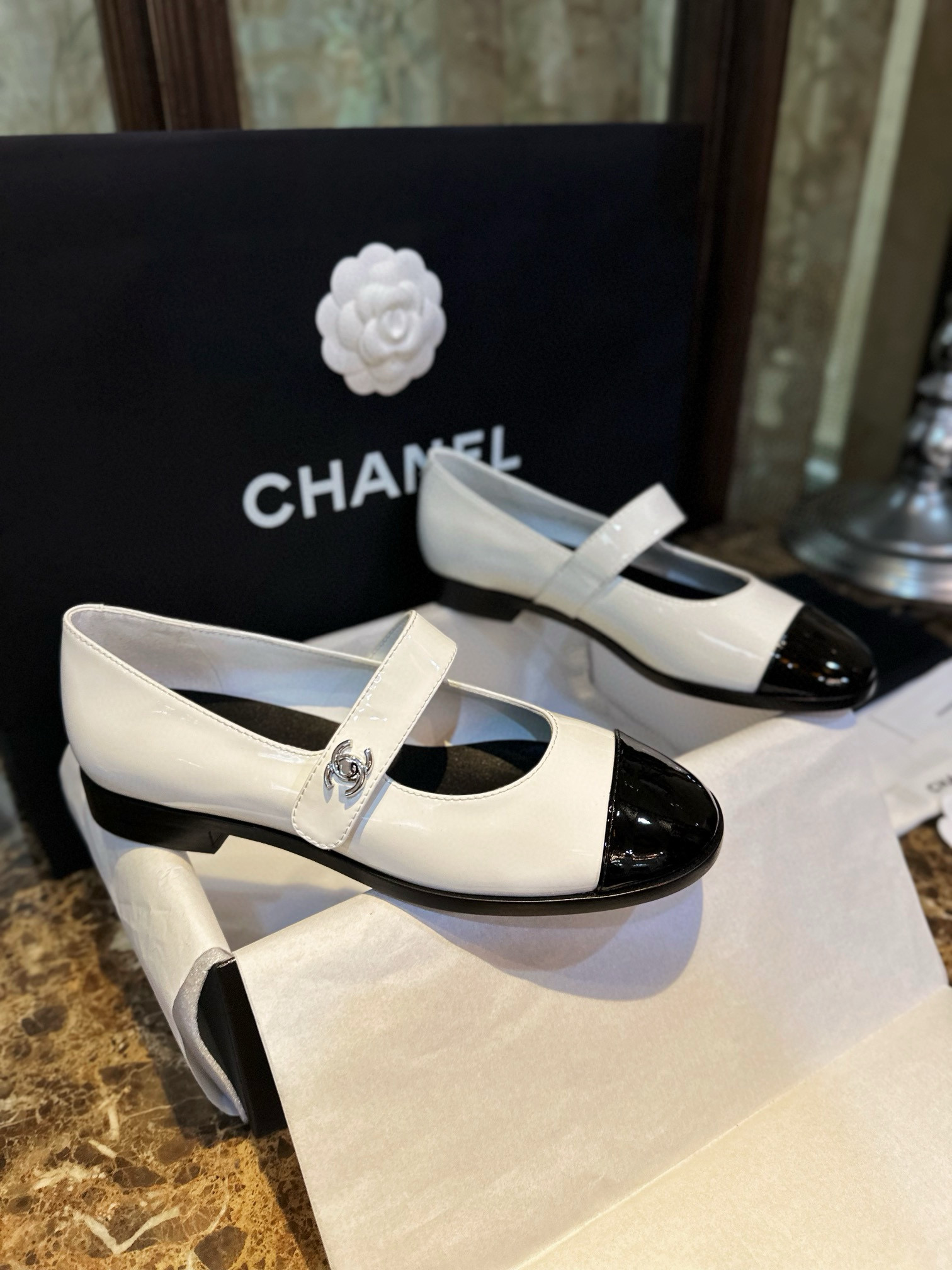 샤넬 CHANEL 23K G45280 메리제인 슈즈 White