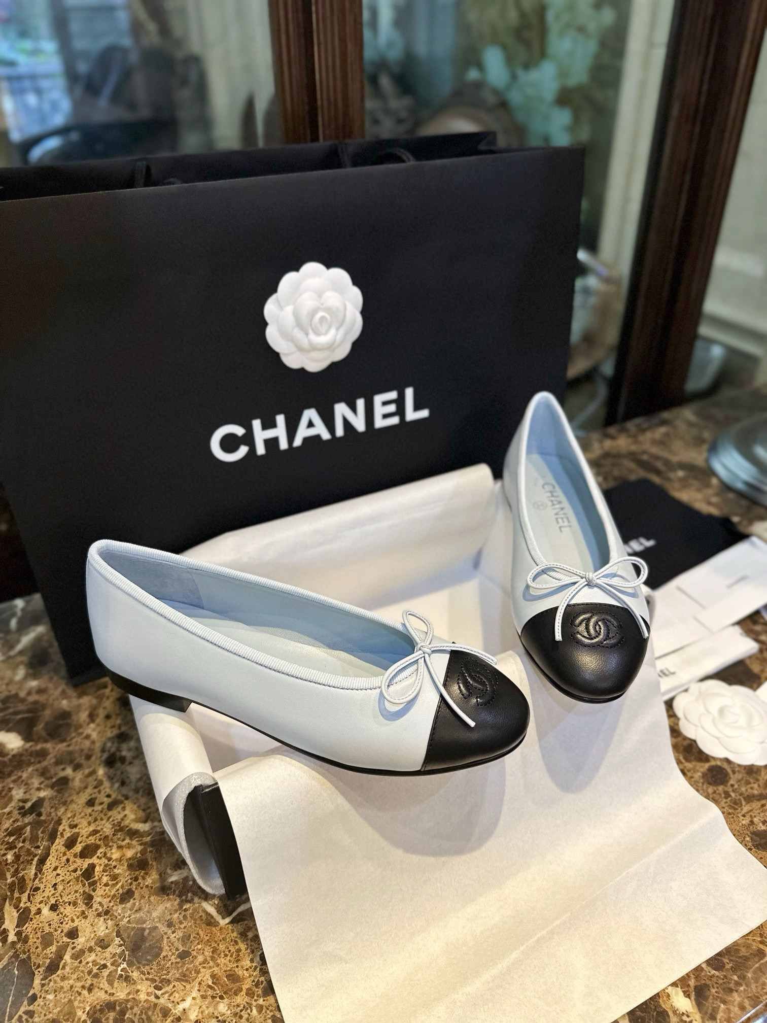 샤넬 CHANEL 22B G02819 플랫 Blue