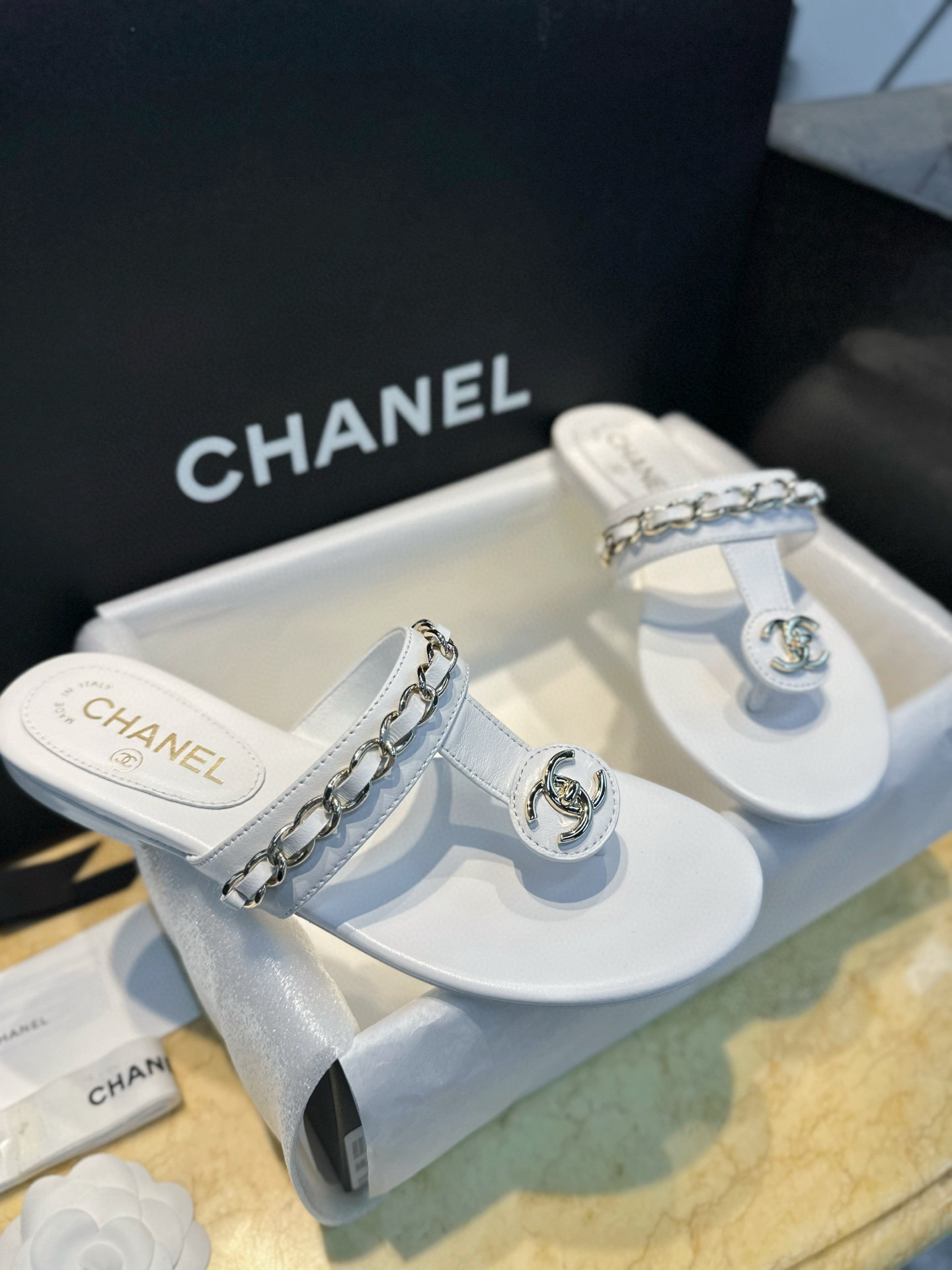 샤넬 CHANEL 25s G46405 슬리퍼 White