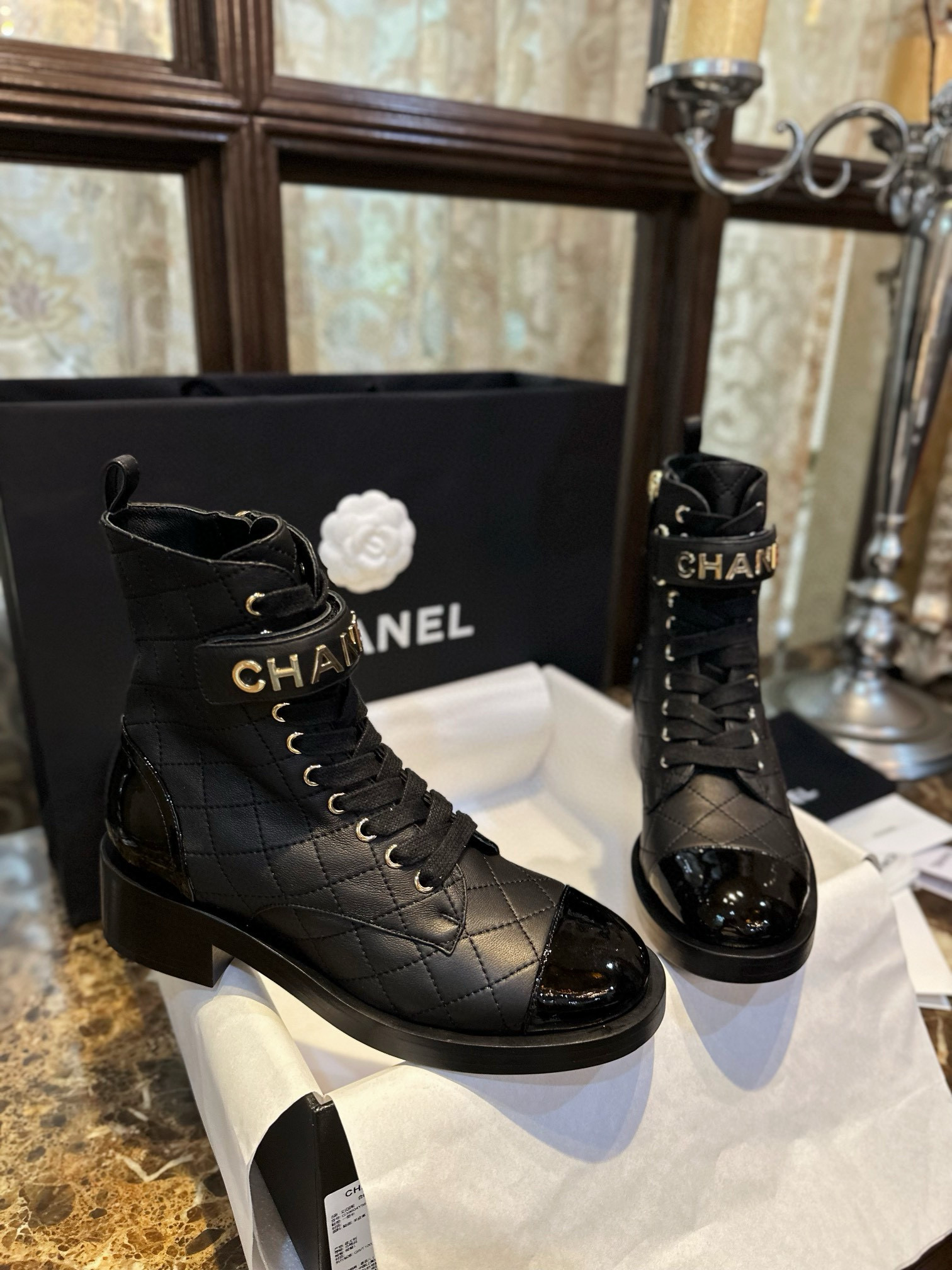 샤넬 CHANEL 23A 앵클 부츠 Black