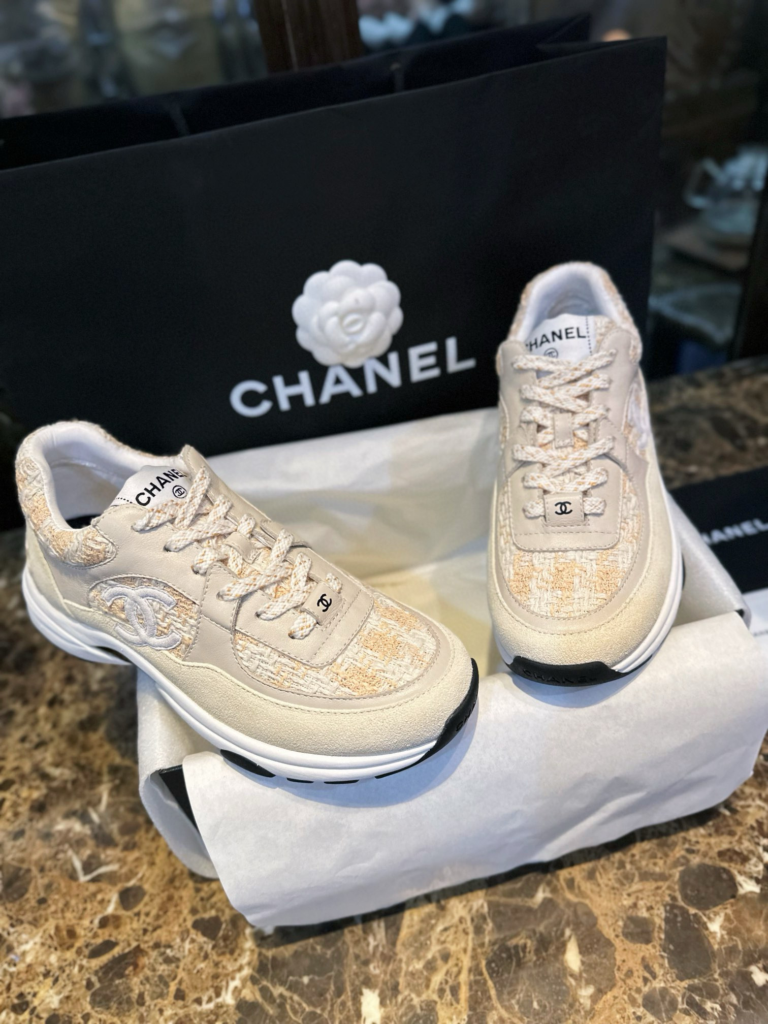 샤넬 CHANEL 23S G38299 스니커즈 Orange