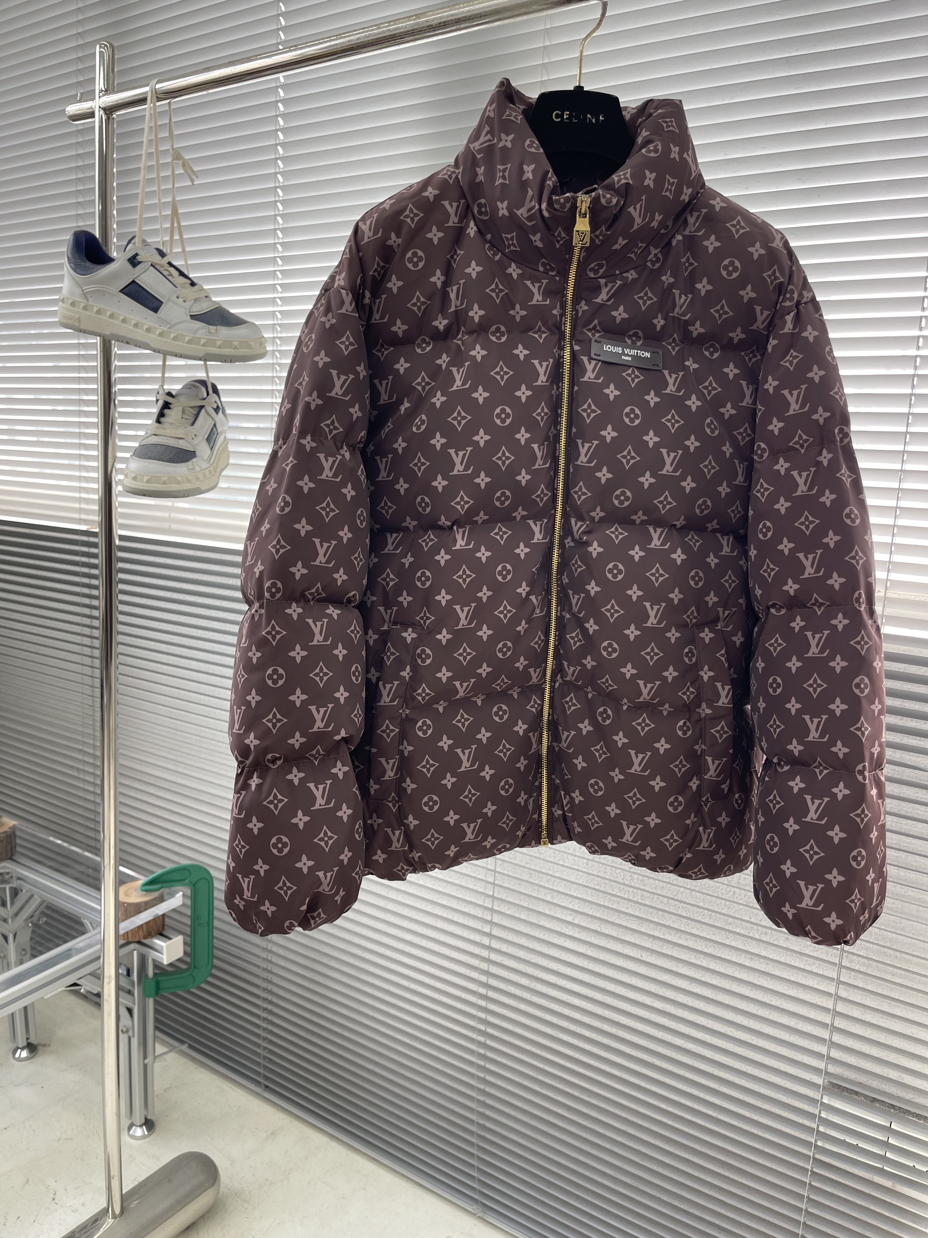 루이비통 Louis Vuitton 다운재킷