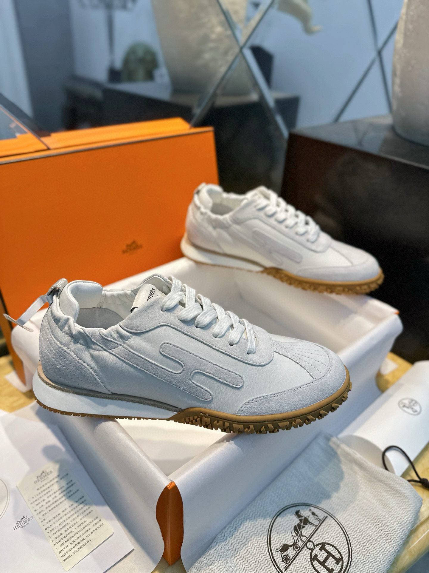 에르메스 Hermes Jet 스니커즈