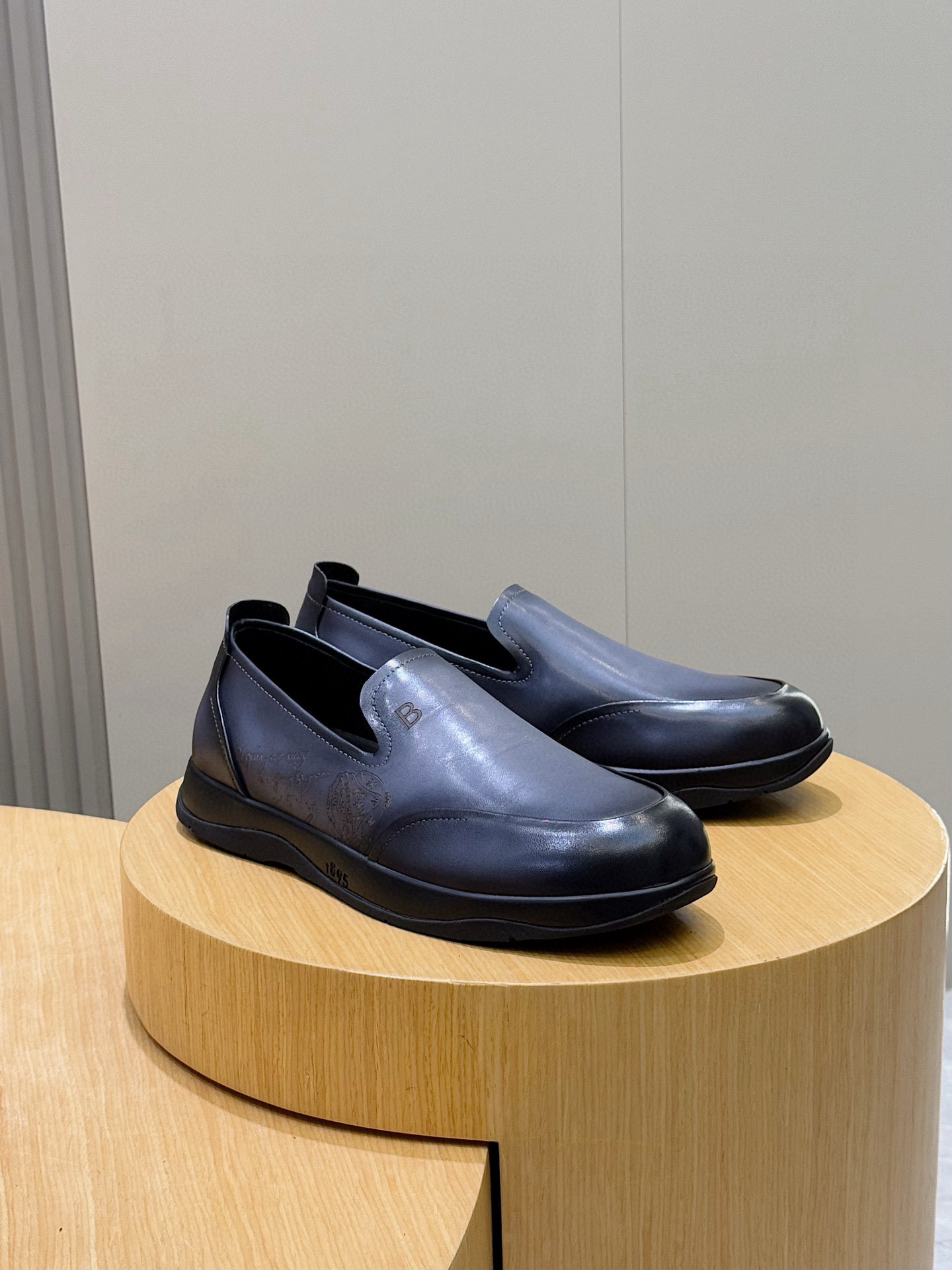 벨루티 Berluti Scritto 로퍼 슈즈