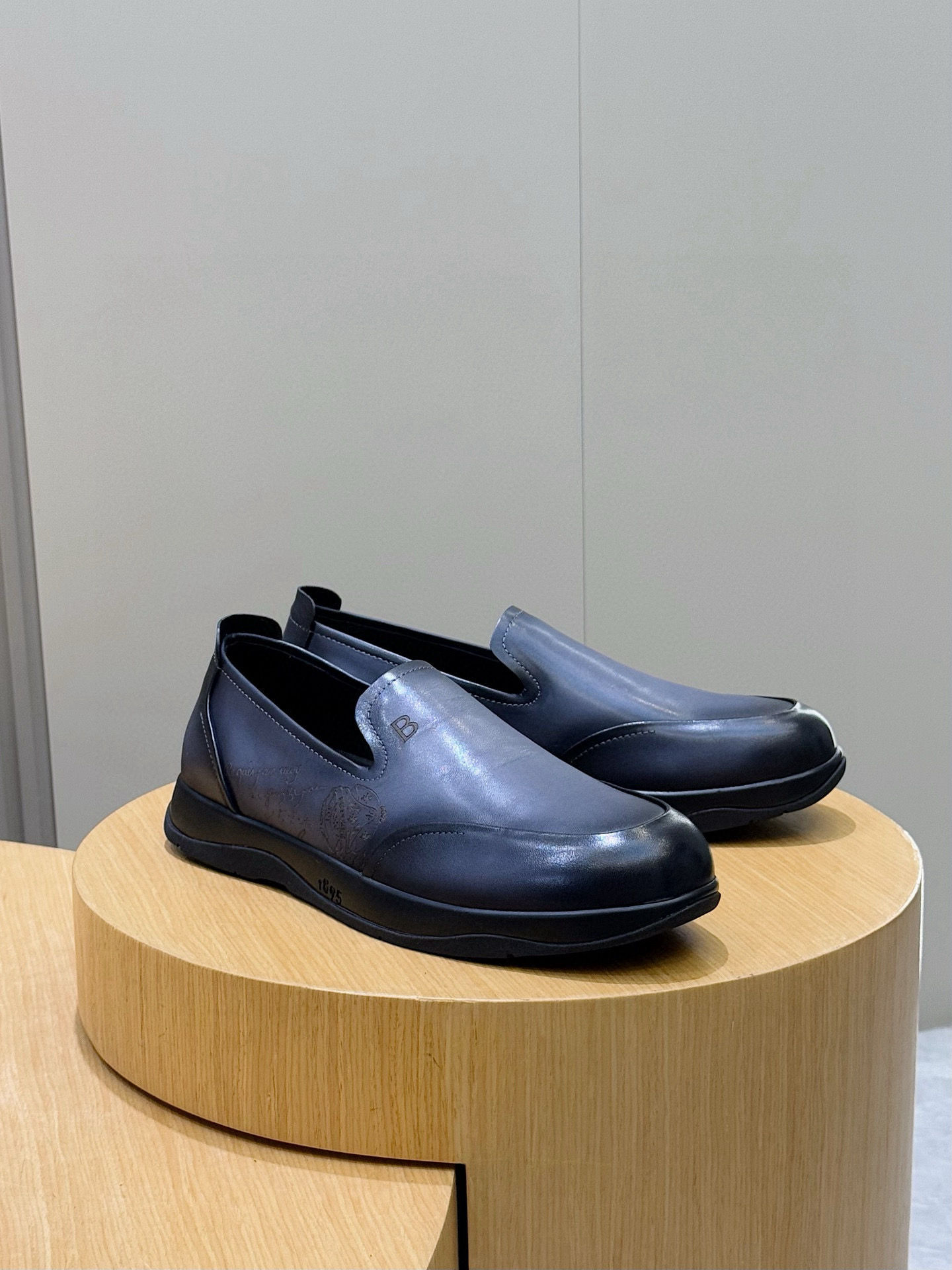 벨루티 Berluti Scritto 로퍼 슈즈