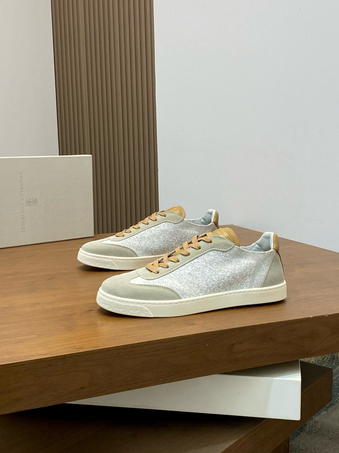 브루넬로 쿠치넬리 Brunello Cucinelli 스니커즈