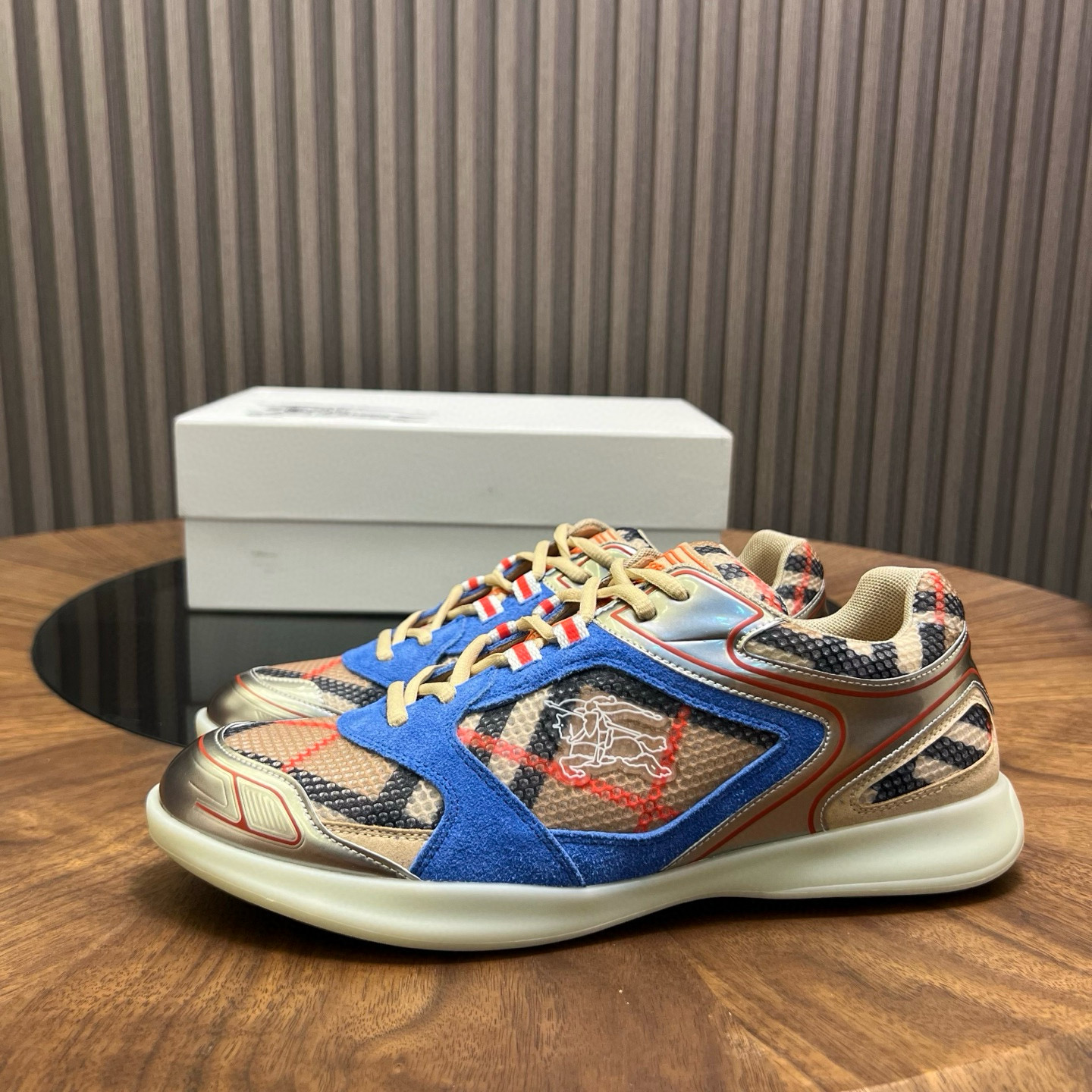 버버리 Burberry 스니커즈