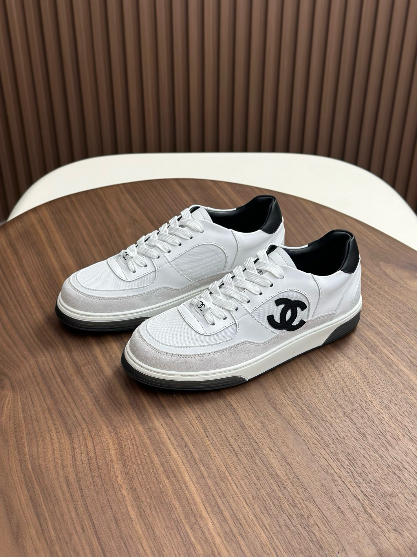 샤넬 CHANEL 스니커즈
