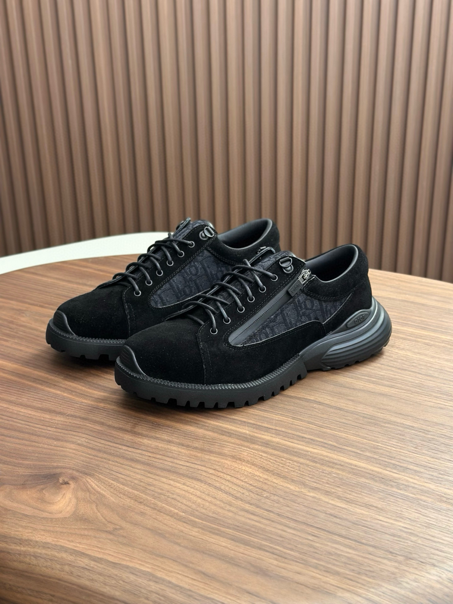 디올 Dior 스니커즈