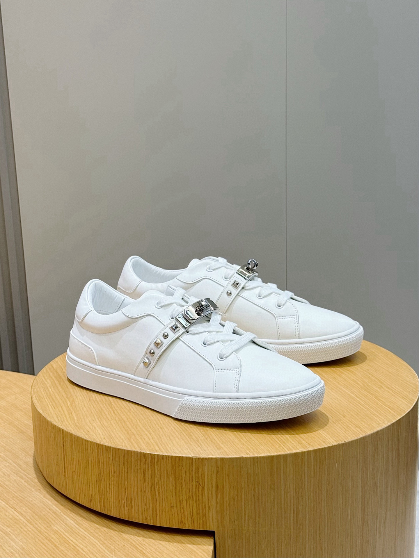 에르메스 Hermes Freesstyle 스니커즈