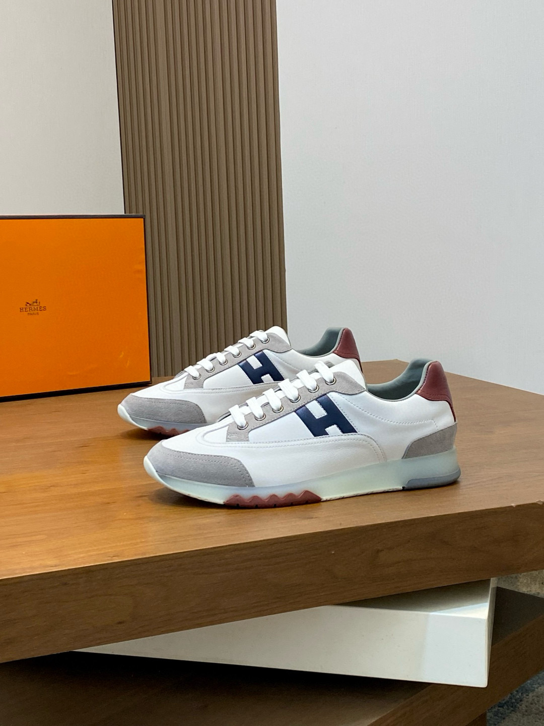 에르메스 Hermes 스니커즈