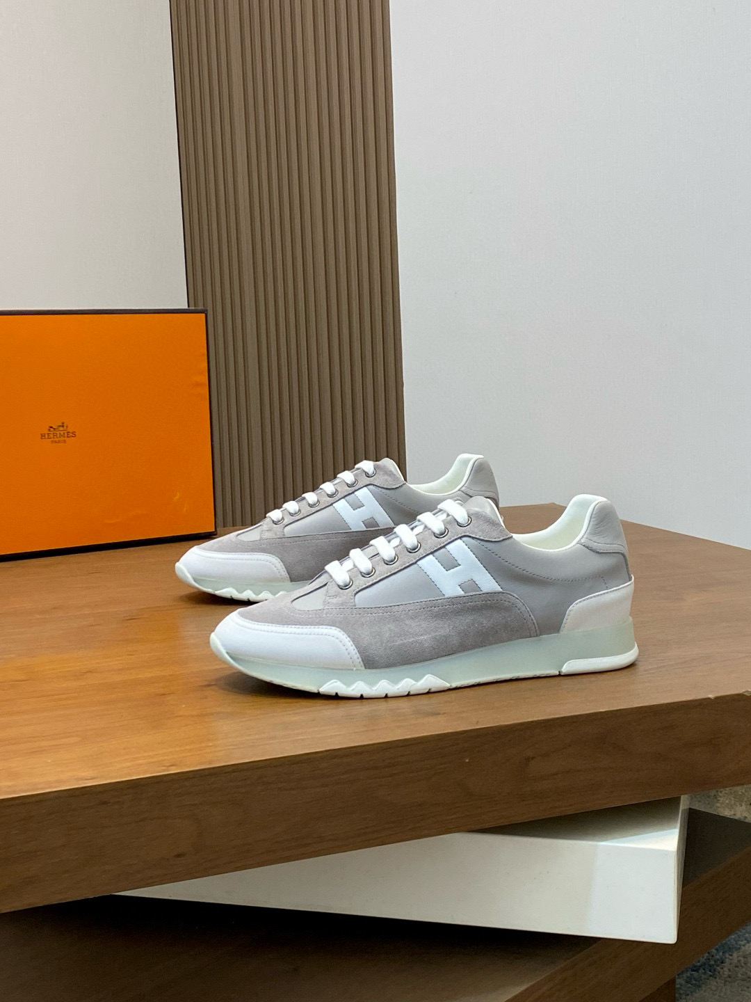 에르메스 Hermes 스니커즈