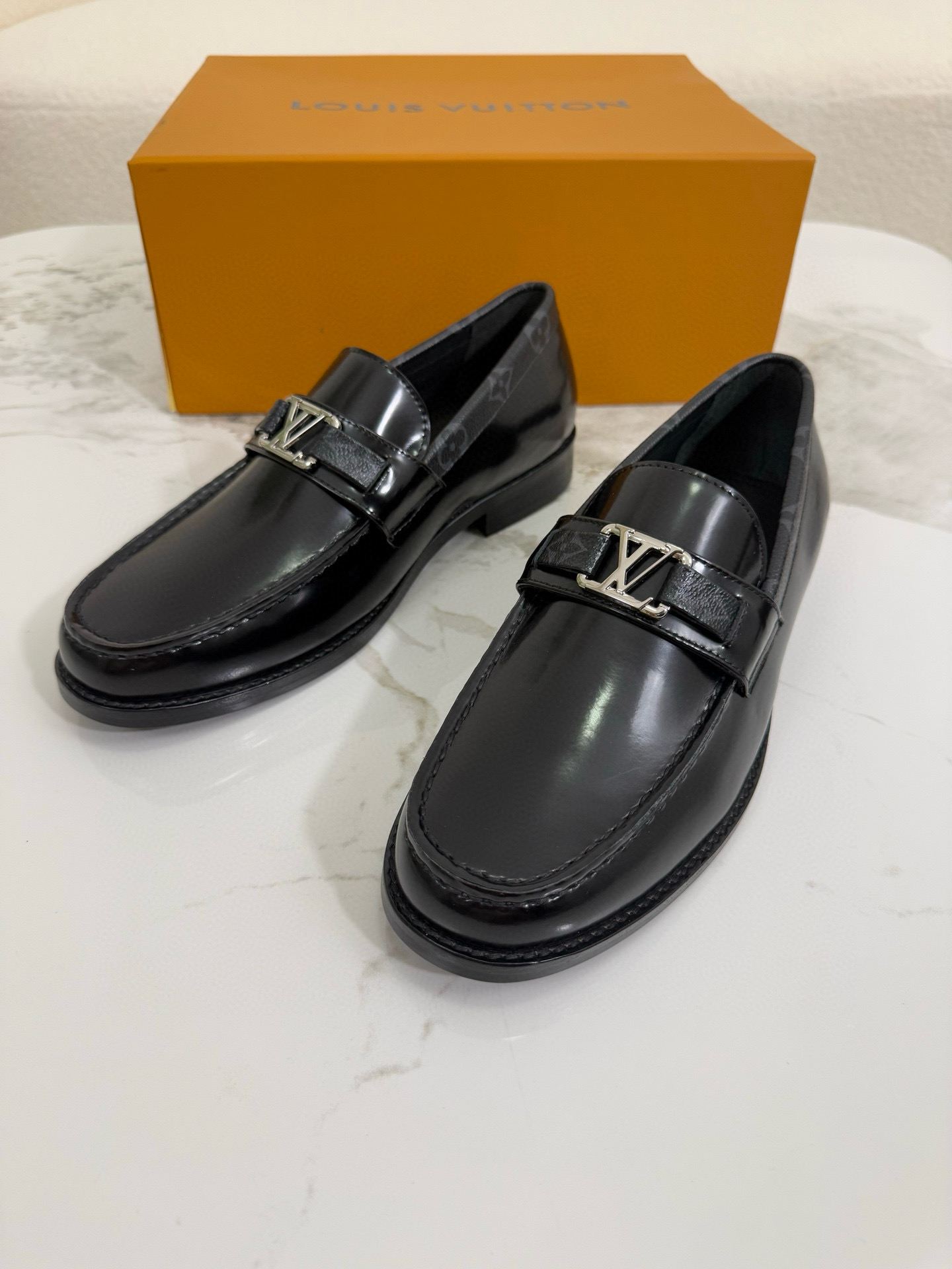 루이비통 Louis Vuitton 구두