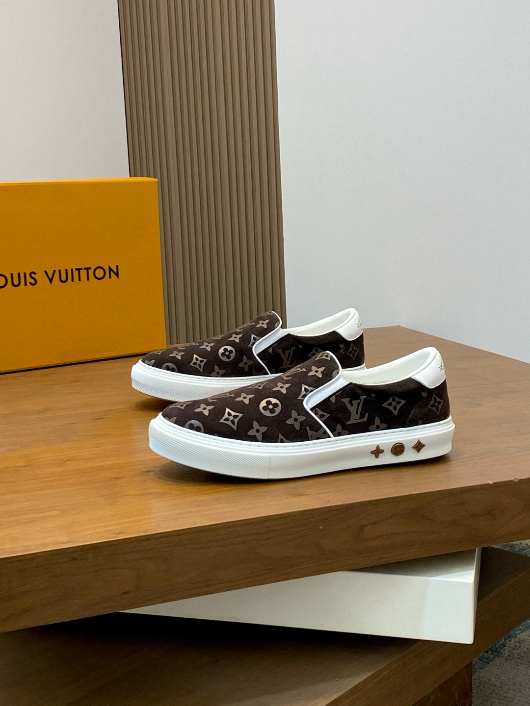 루이비통 Louis Vuitton 심 플 슈 즈