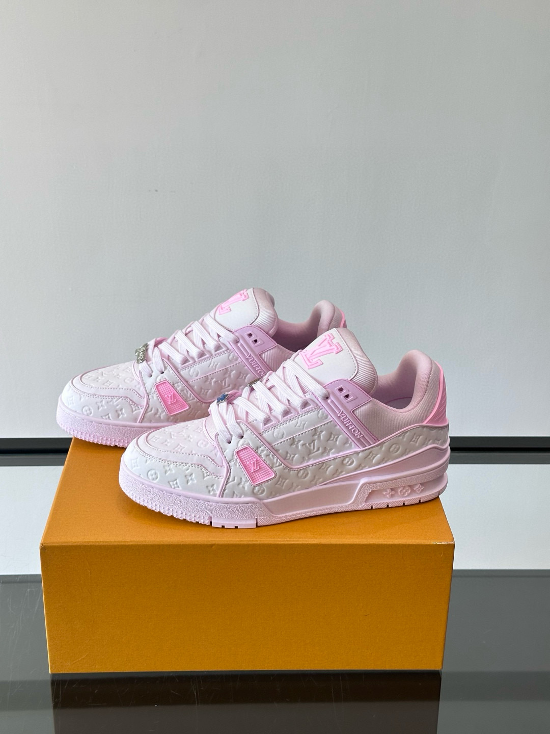 루이비통 Louis Vuitton Trainer 스니커즈